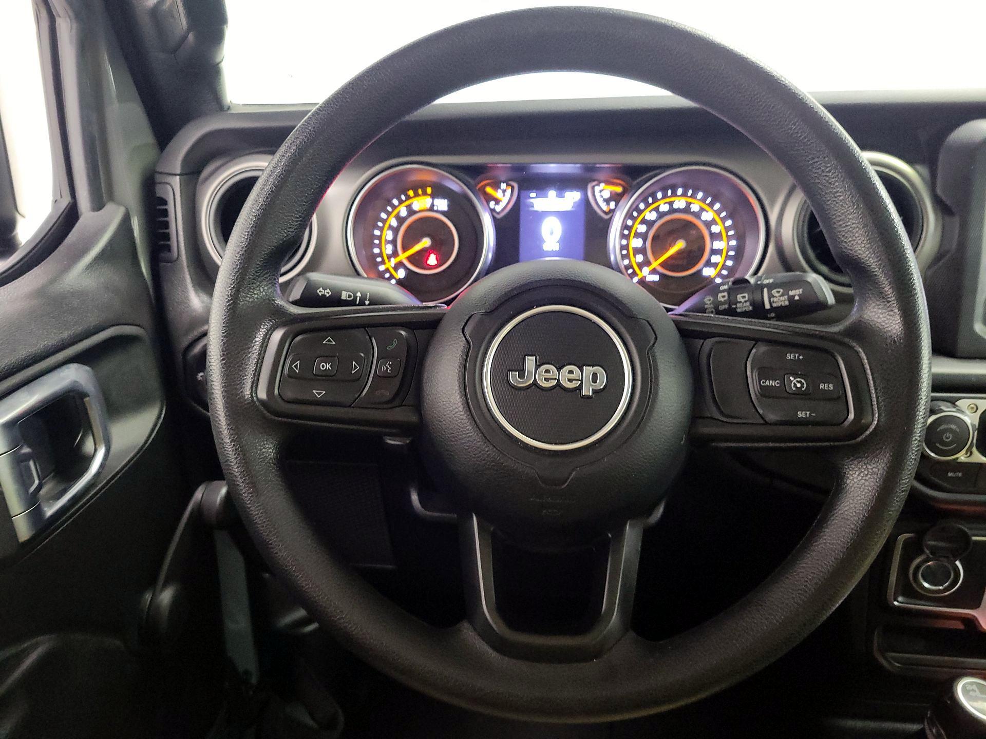 Thumbnail: 2022 Jeep Wrangler - 10