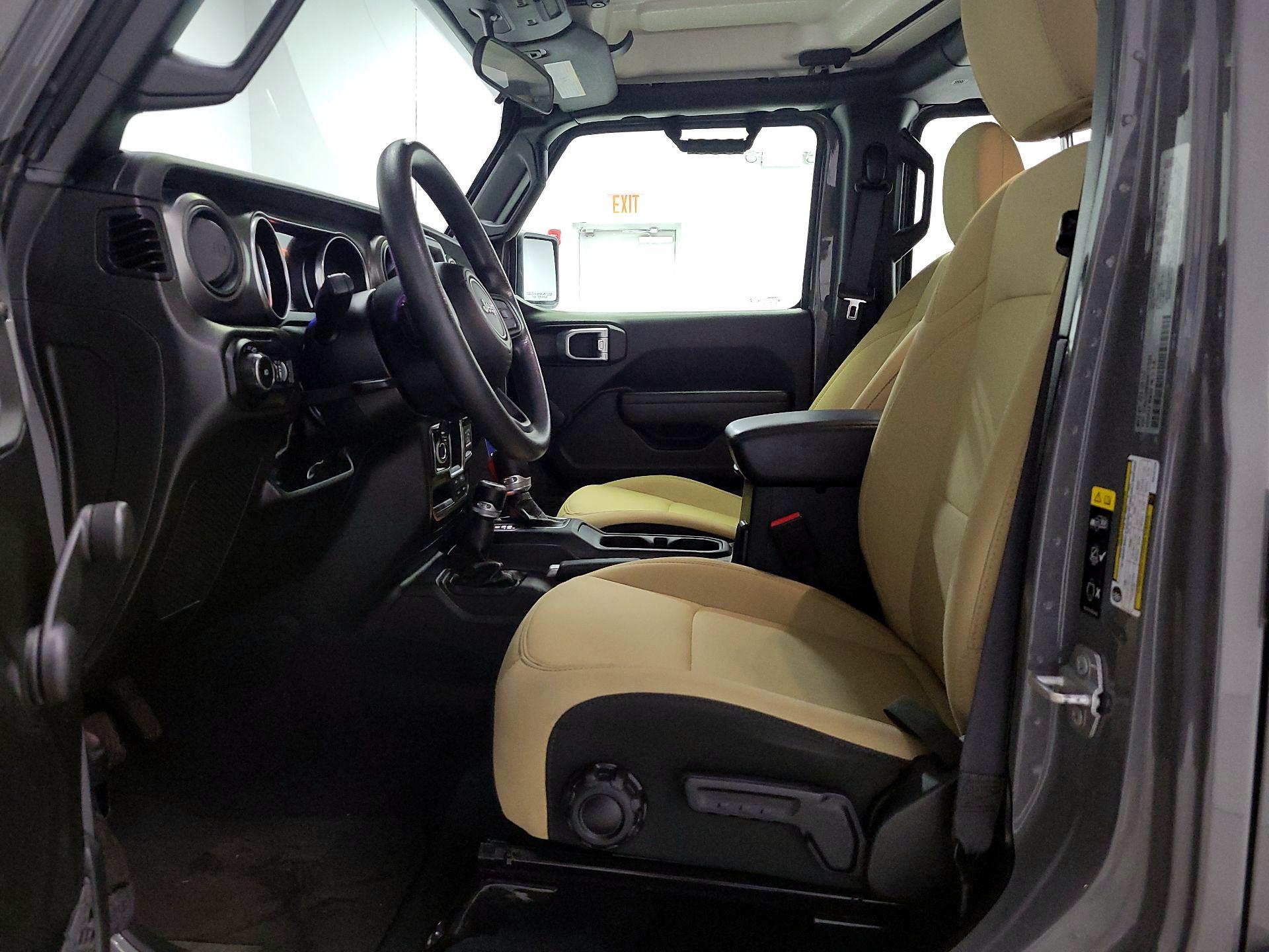 Thumbnail: 2022 Jeep Wrangler - 11