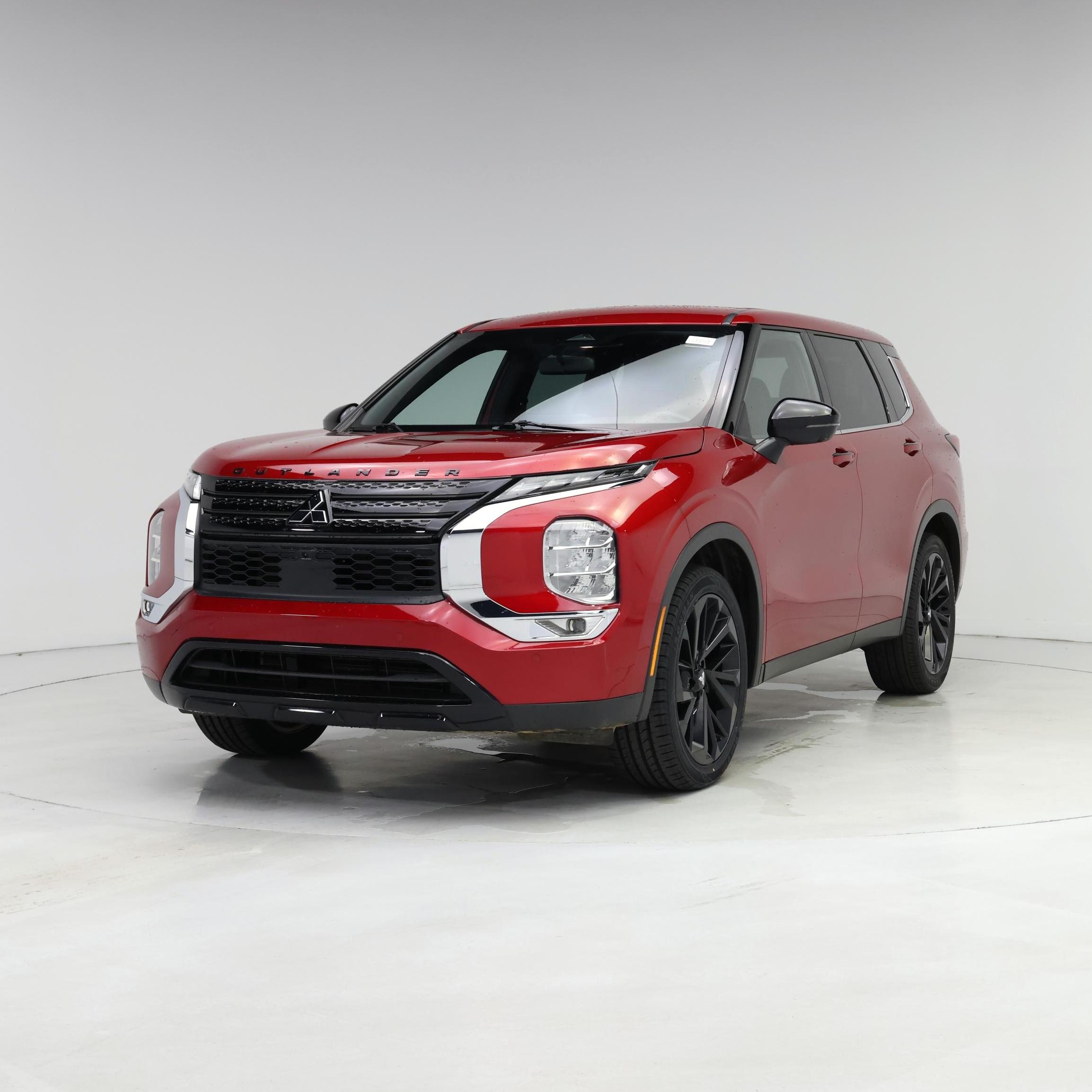 Thumbnail: 2023 Mitsubishi Outlander - 4