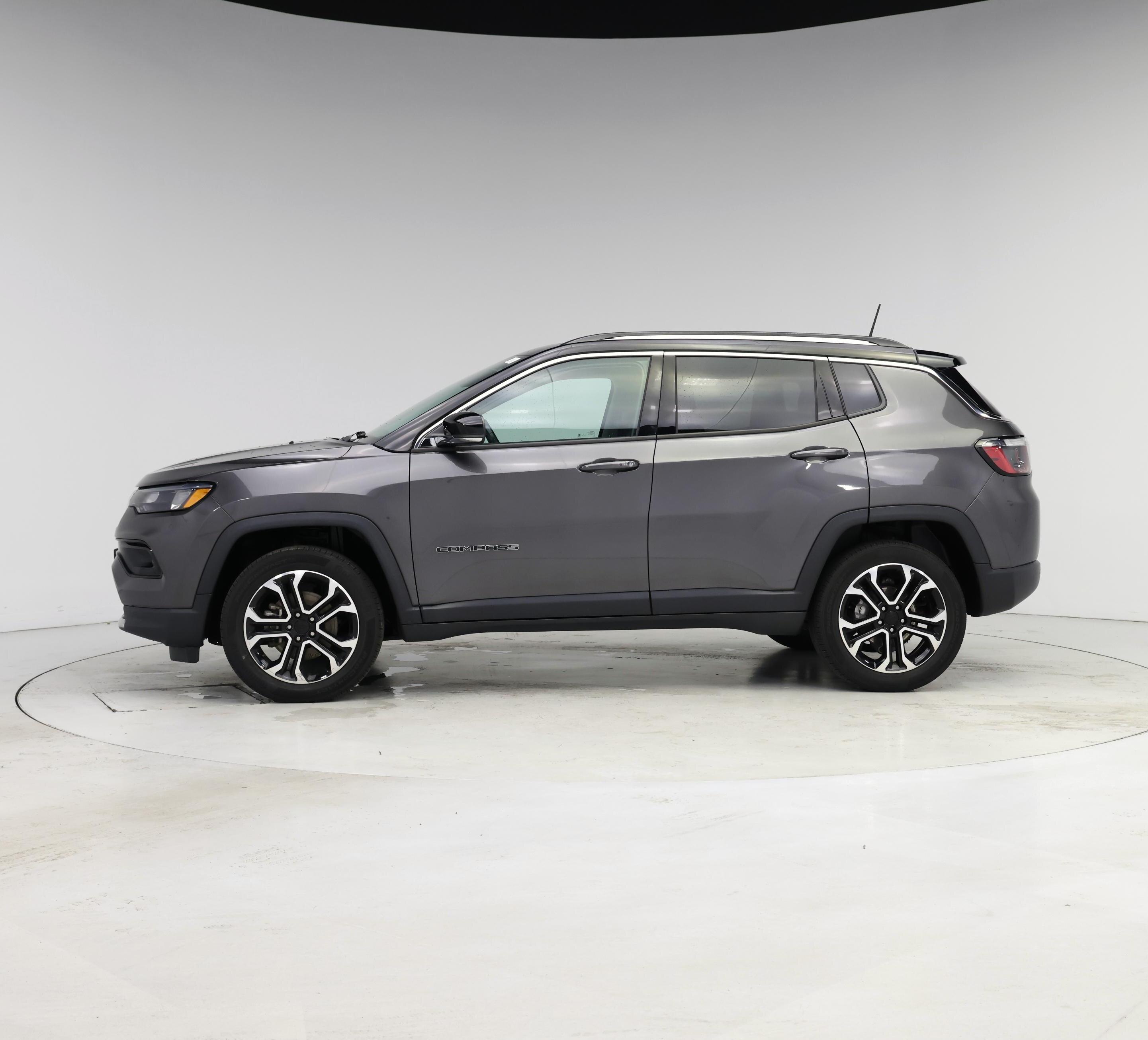 Thumbnail: 2022 Jeep Compass - 3