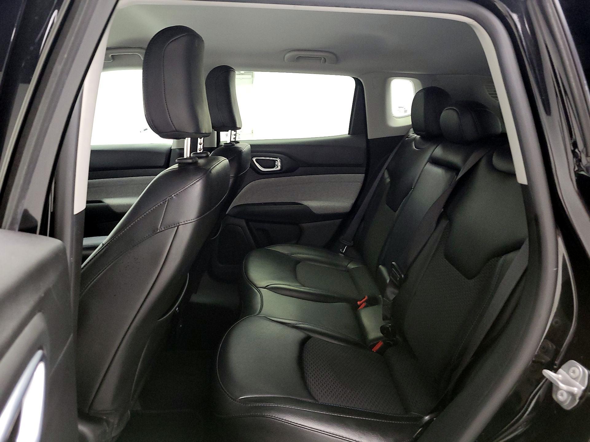 Thumbnail: 2022 Jeep Compass - 19