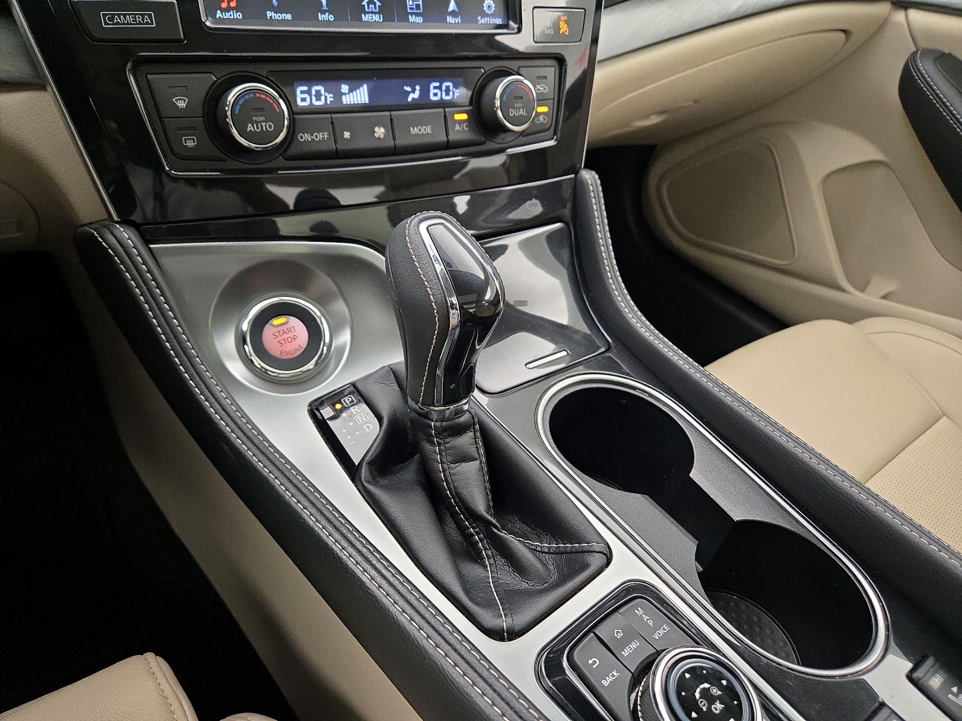 Thumbnail: 2016 Nissan Maxima - 17