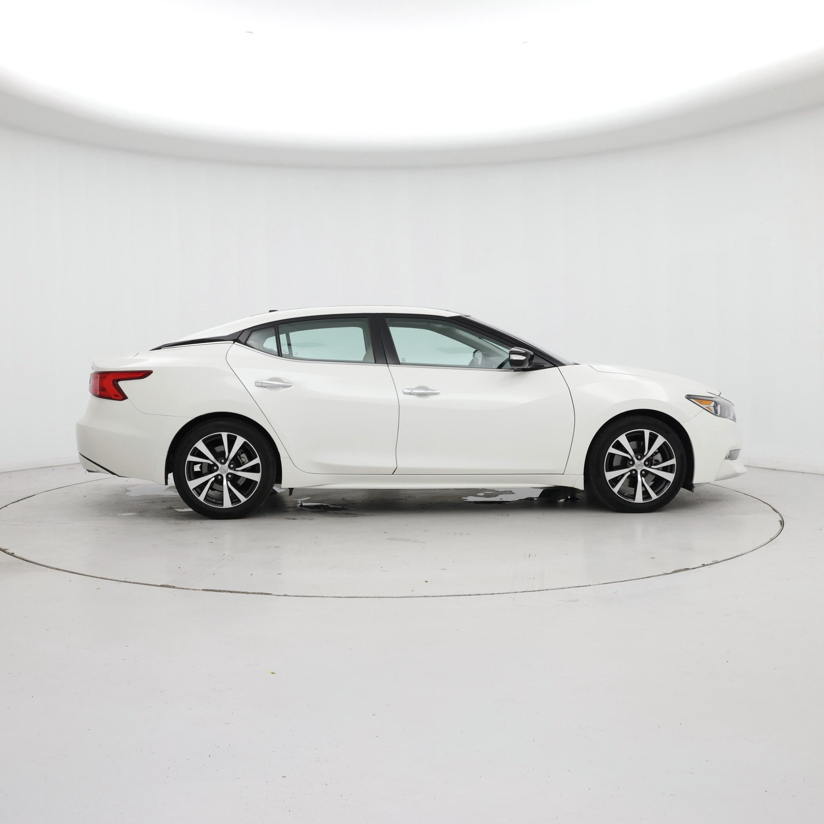 Thumbnail: 2016 Nissan Maxima - 7