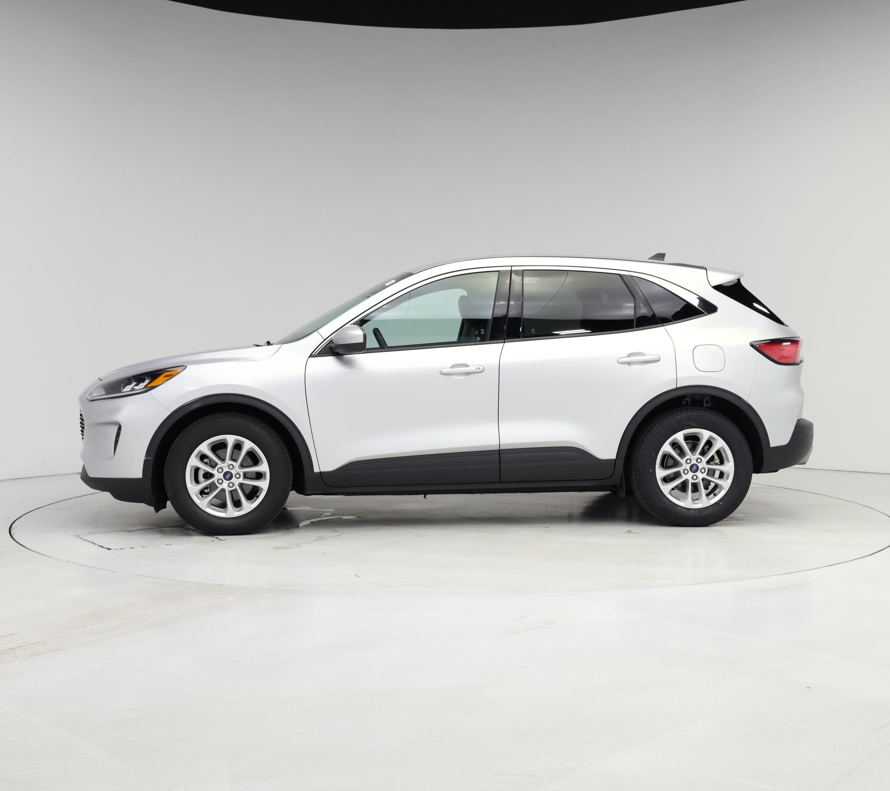 Thumbnail: 2020 Ford Escape - 3