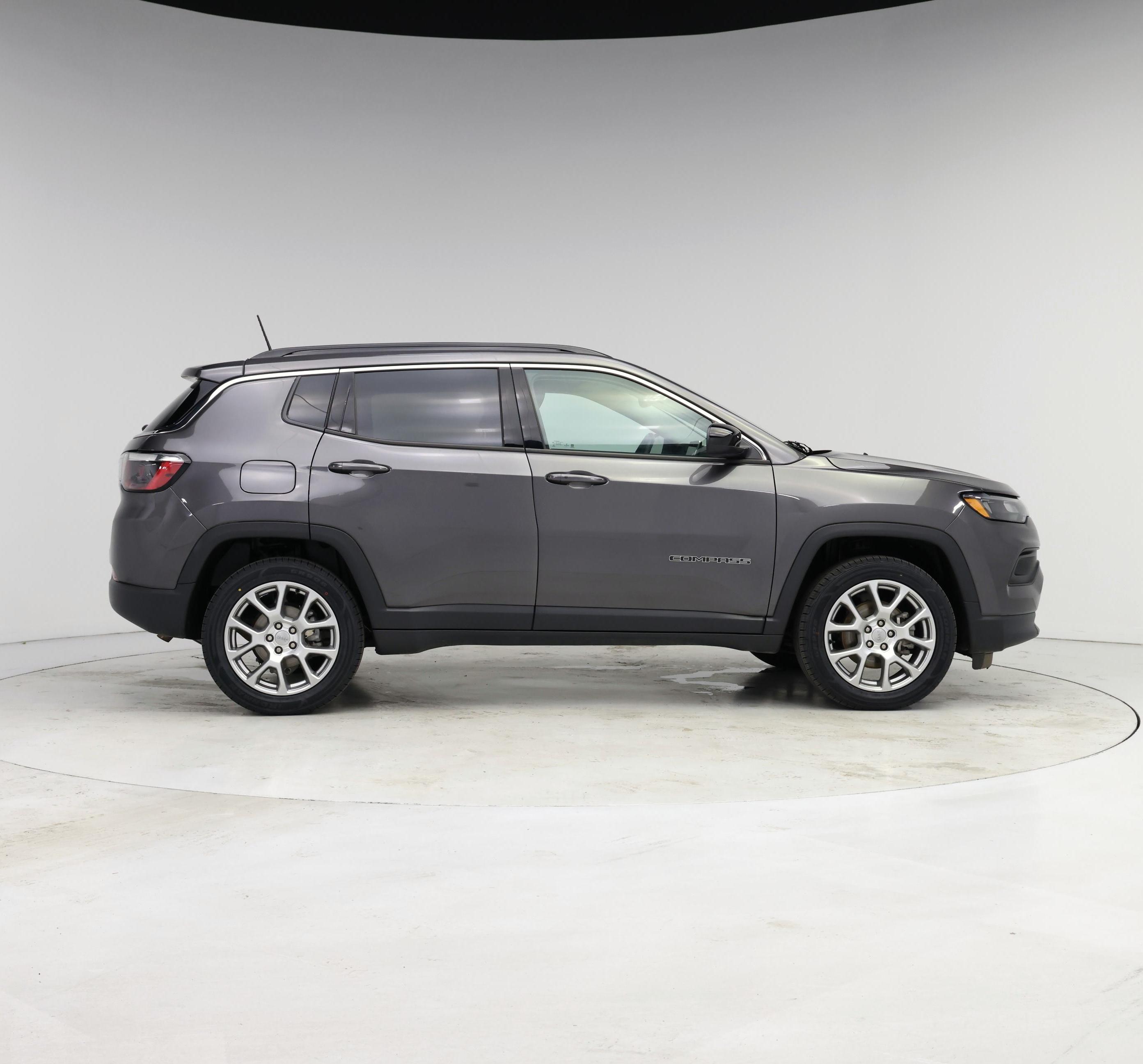 Thumbnail: 2022 Jeep Compass - 7