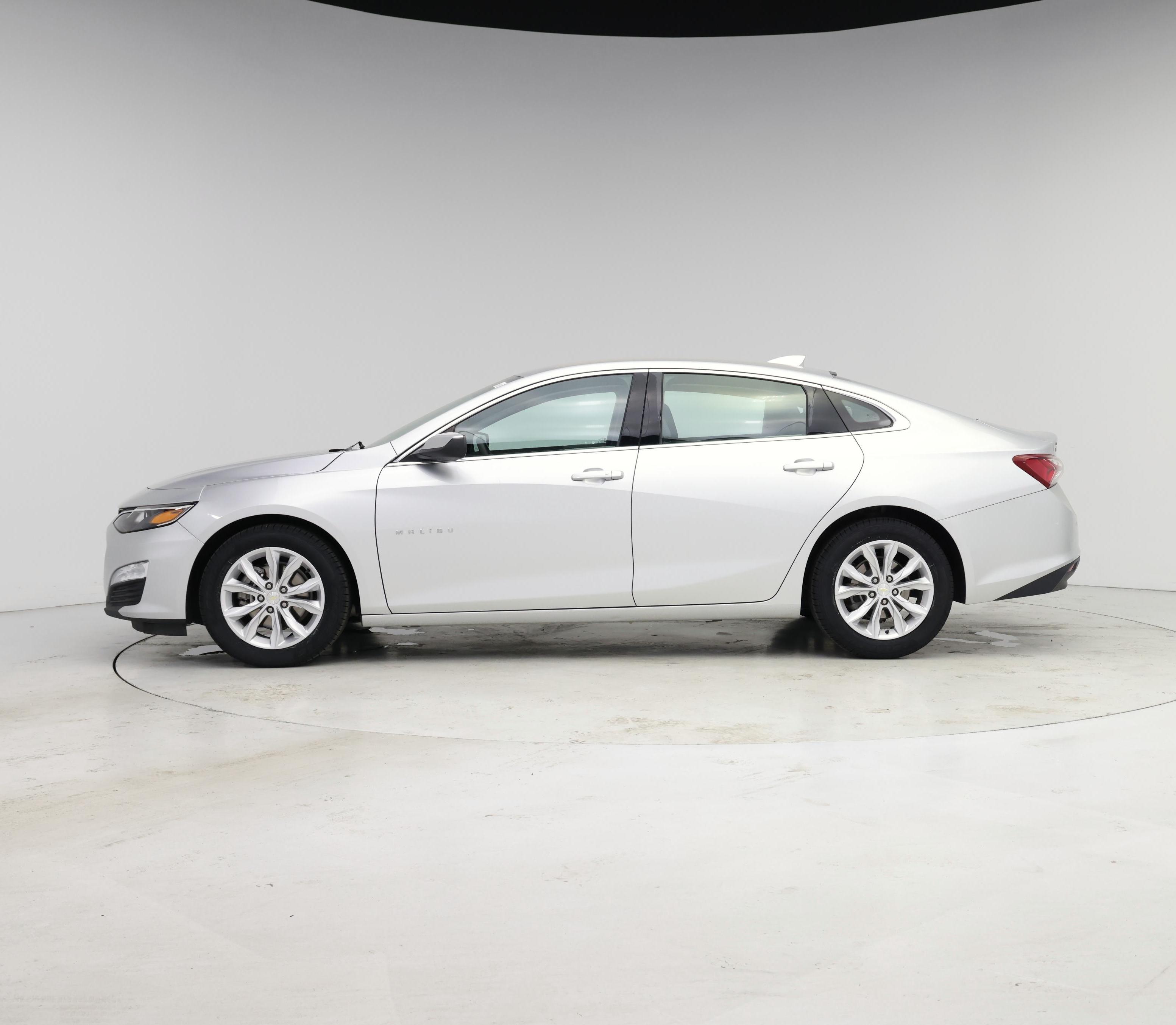 Thumbnail: 2020 Chevrolet Malibu - 3