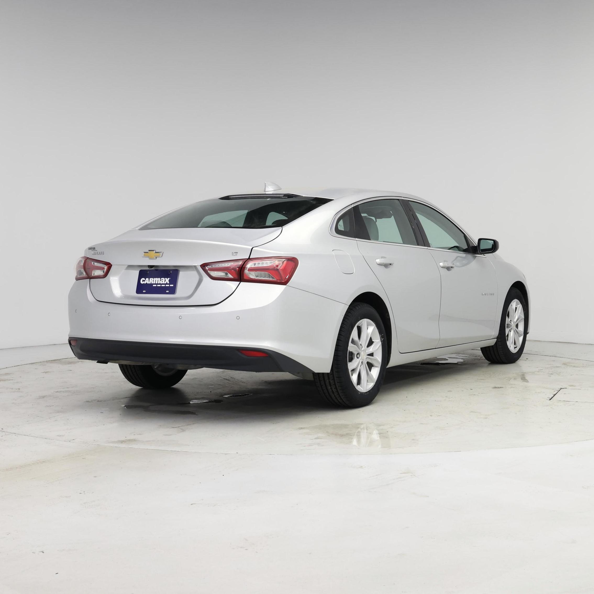 Thumbnail: 2020 Chevrolet Malibu - 8
