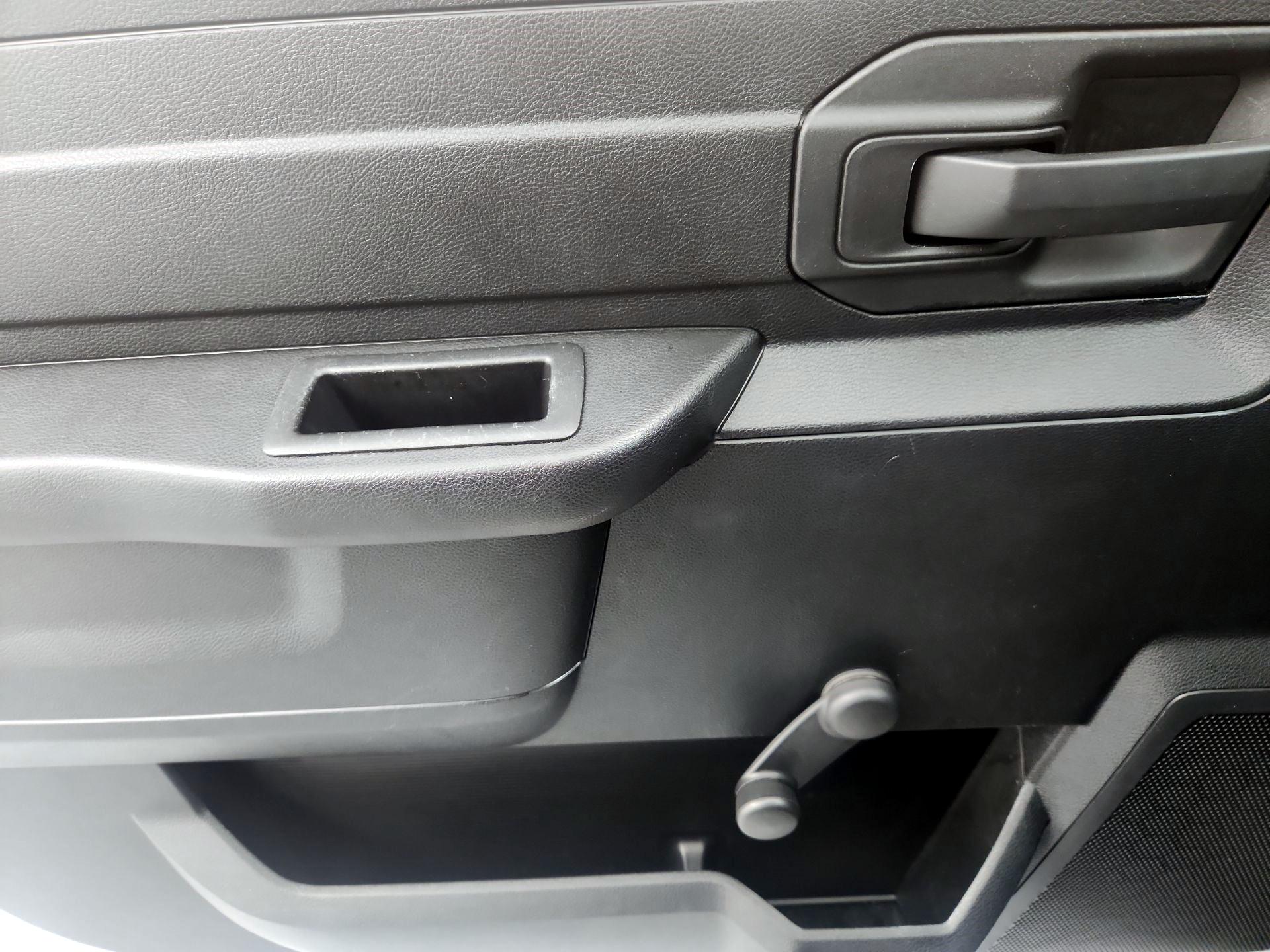 Thumbnail: 2019 RAM 1500 Classic - 12