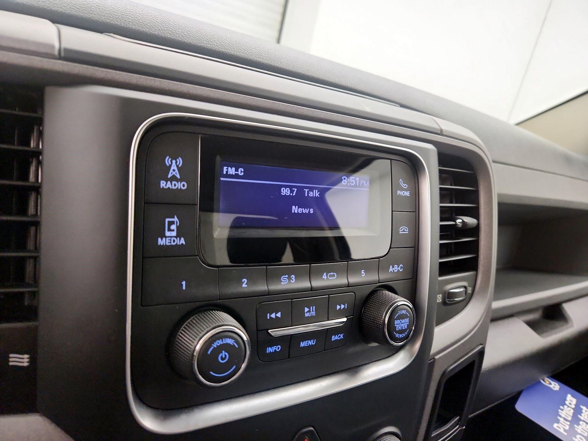 Thumbnail: 2019 RAM 1500 Classic - 15