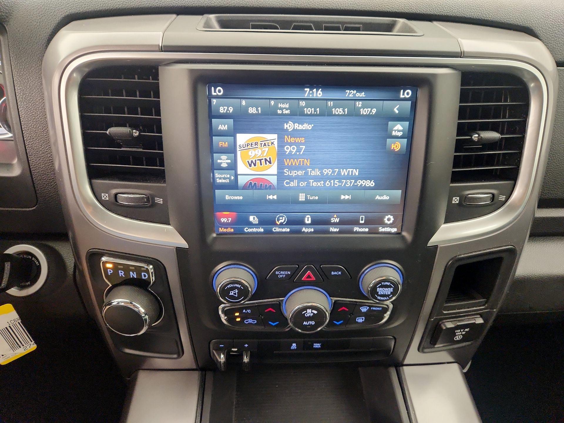 Thumbnail: 2023 RAM 1500 Classic - 16