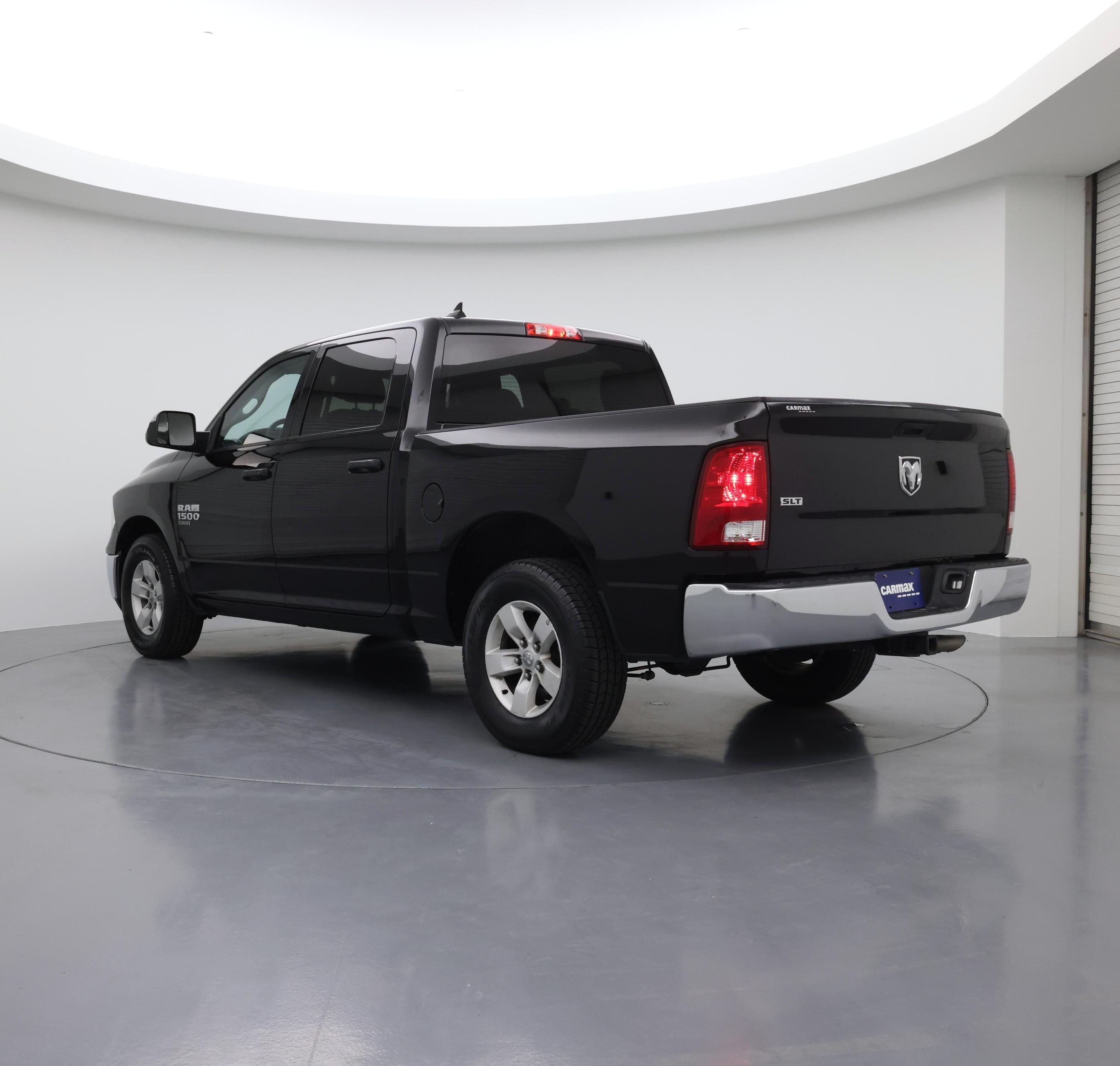 Thumbnail: 2023 RAM 1500 Classic - 2