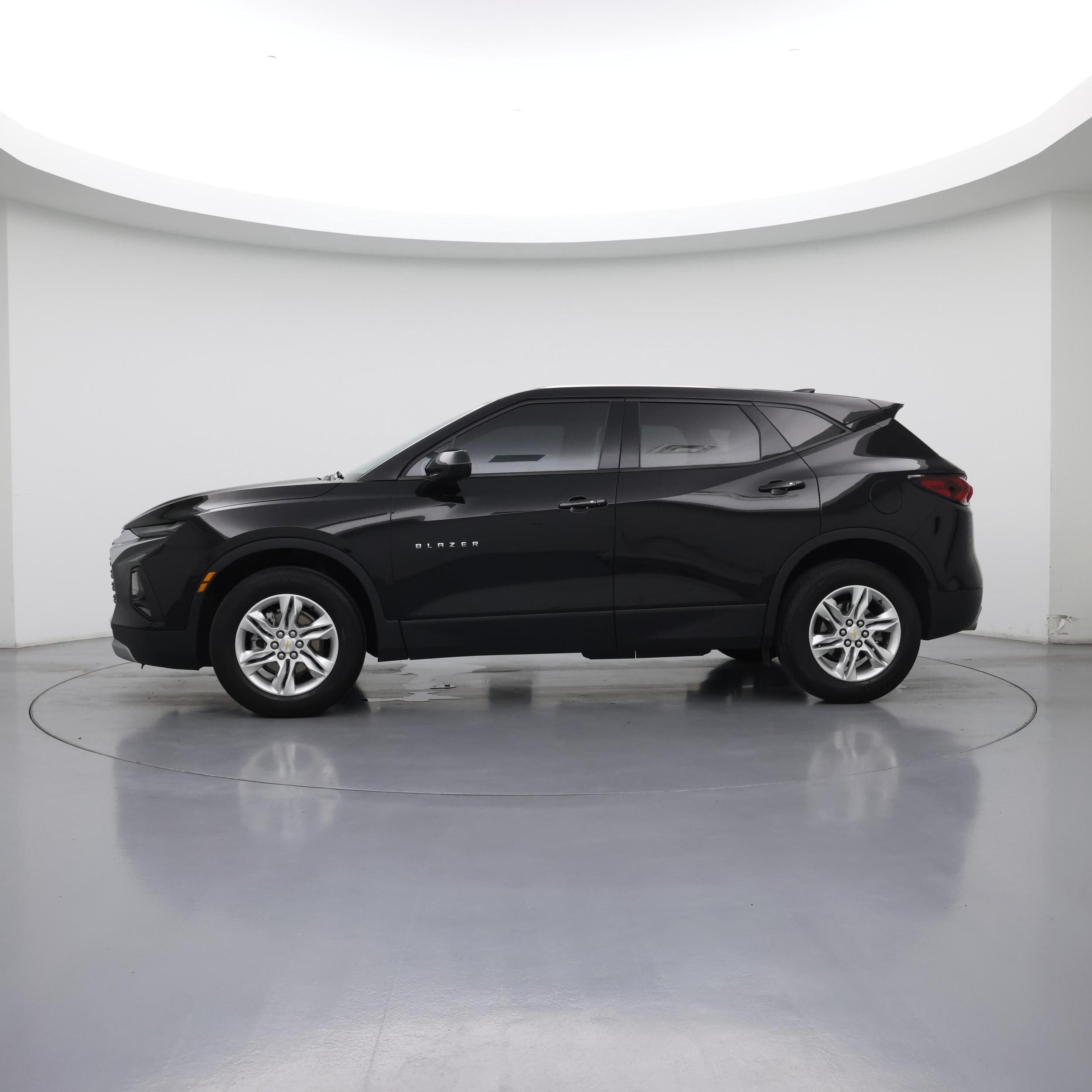 Thumbnail: 2022 Chevrolet Blazer - 3