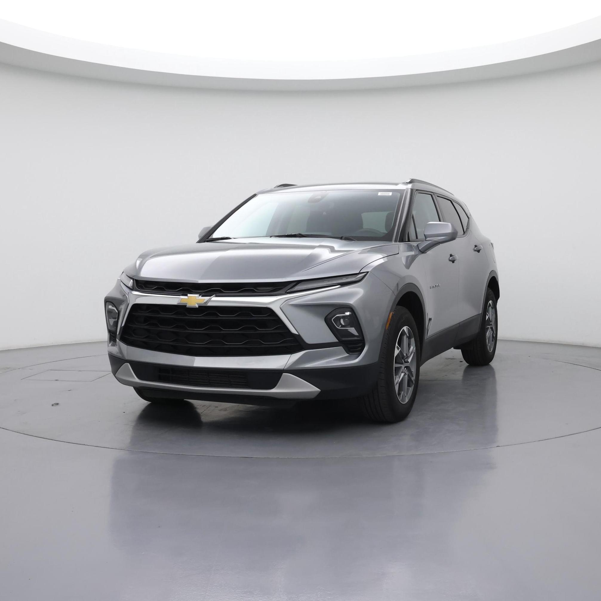 Thumbnail: 2023 Chevrolet Blazer - 4