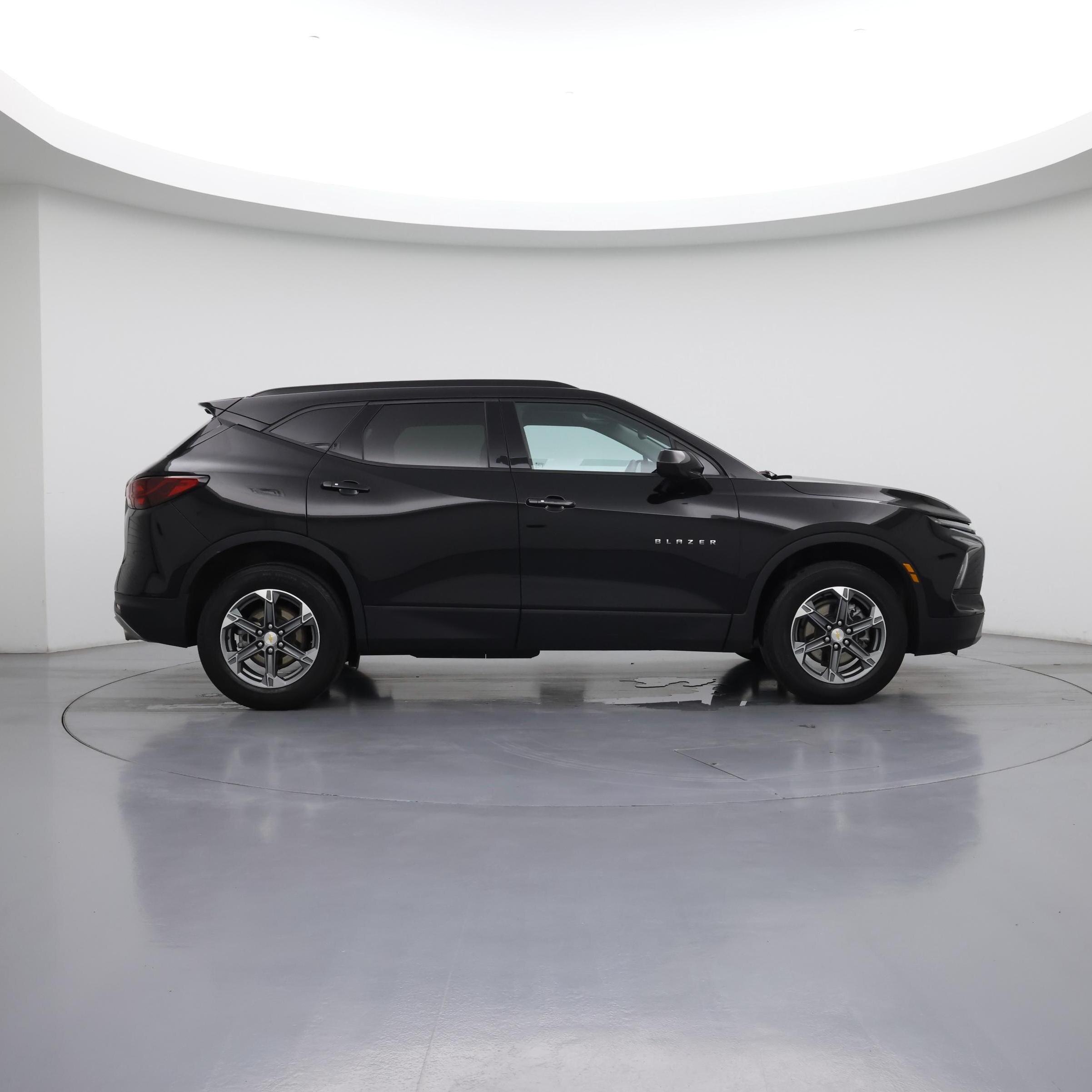 Thumbnail: 2023 Chevrolet Blazer - 7
