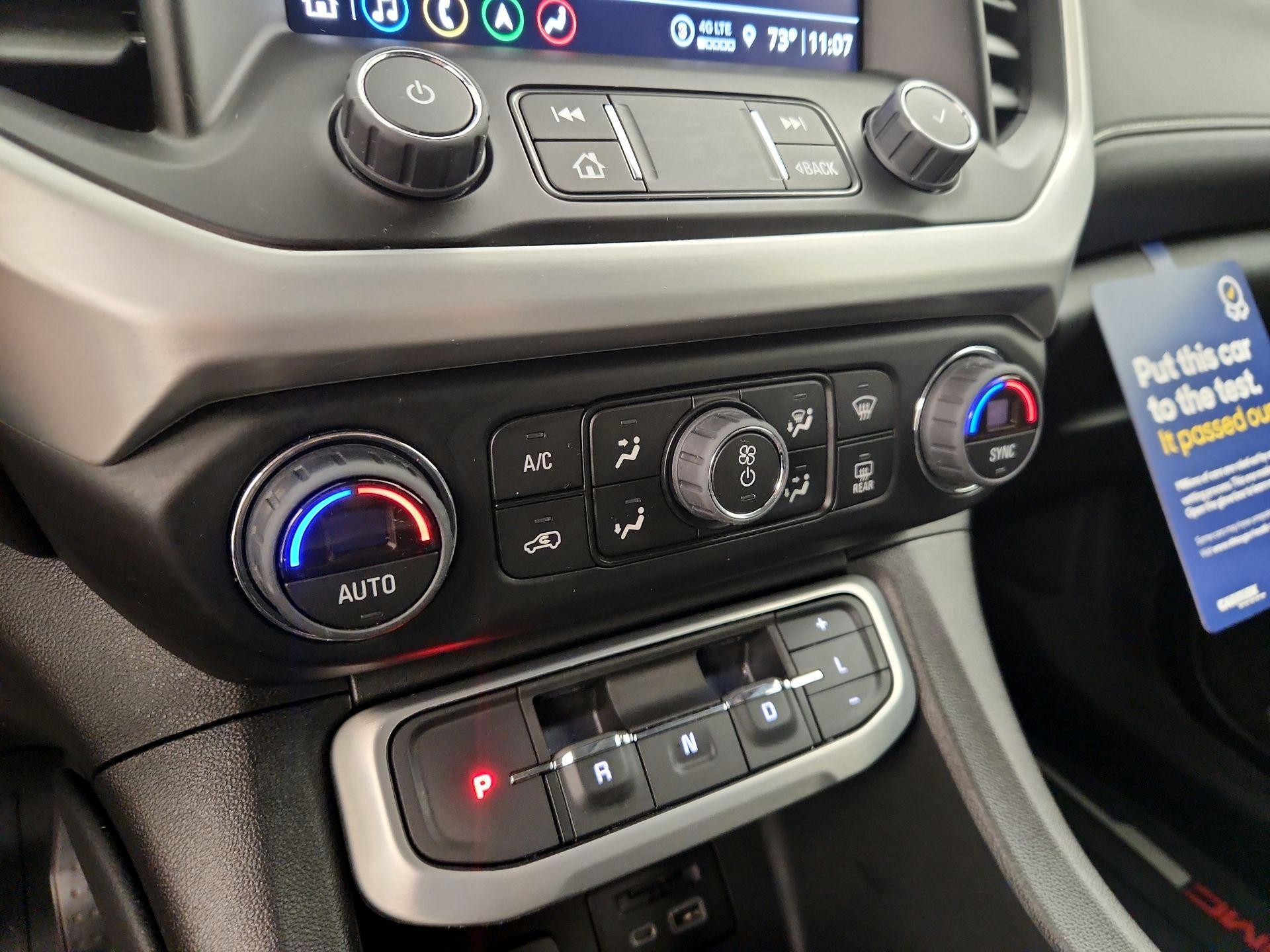 Thumbnail: 2022 GMC Acadia - 16