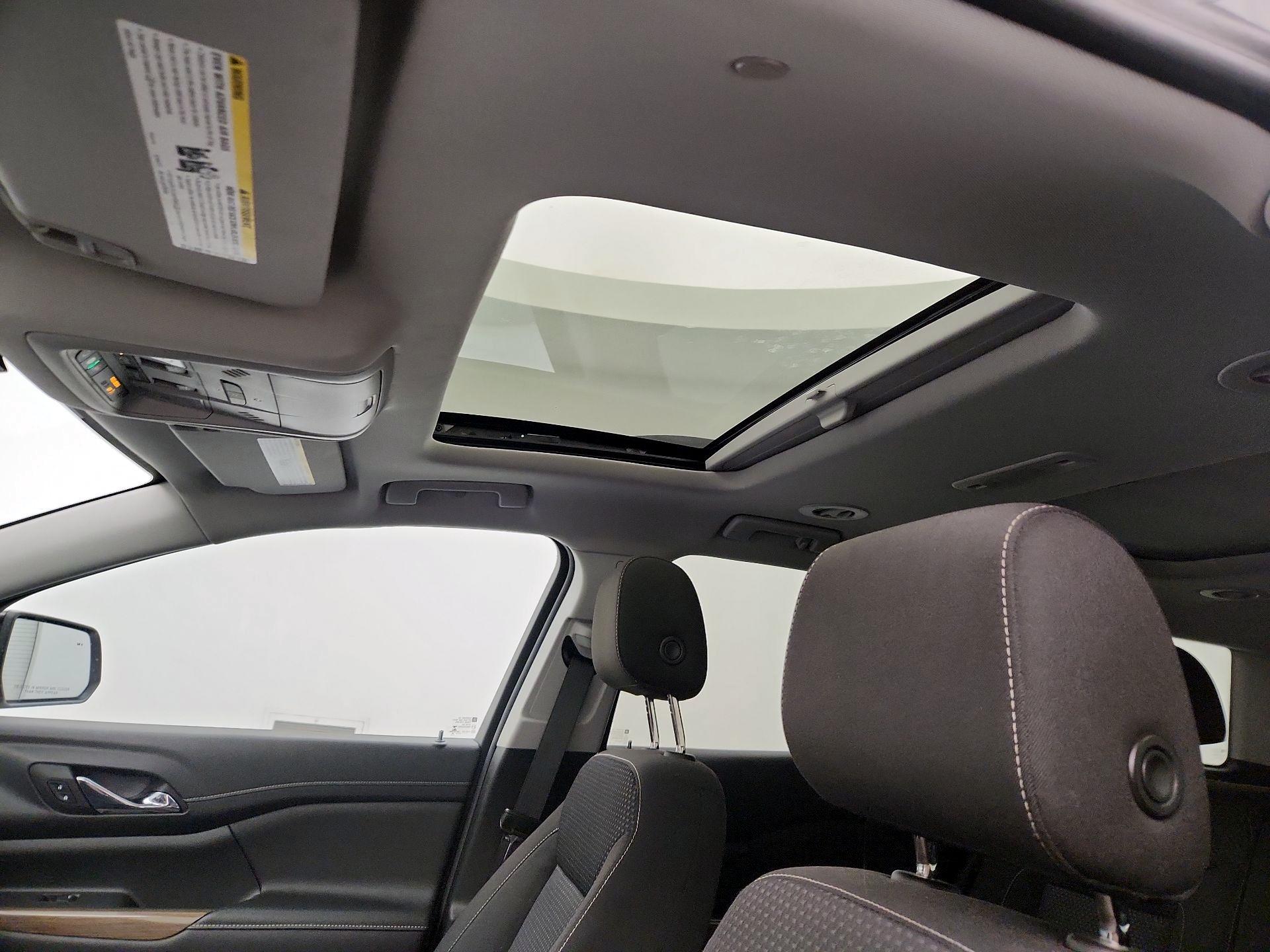 Thumbnail: 2022 GMC Acadia - 19