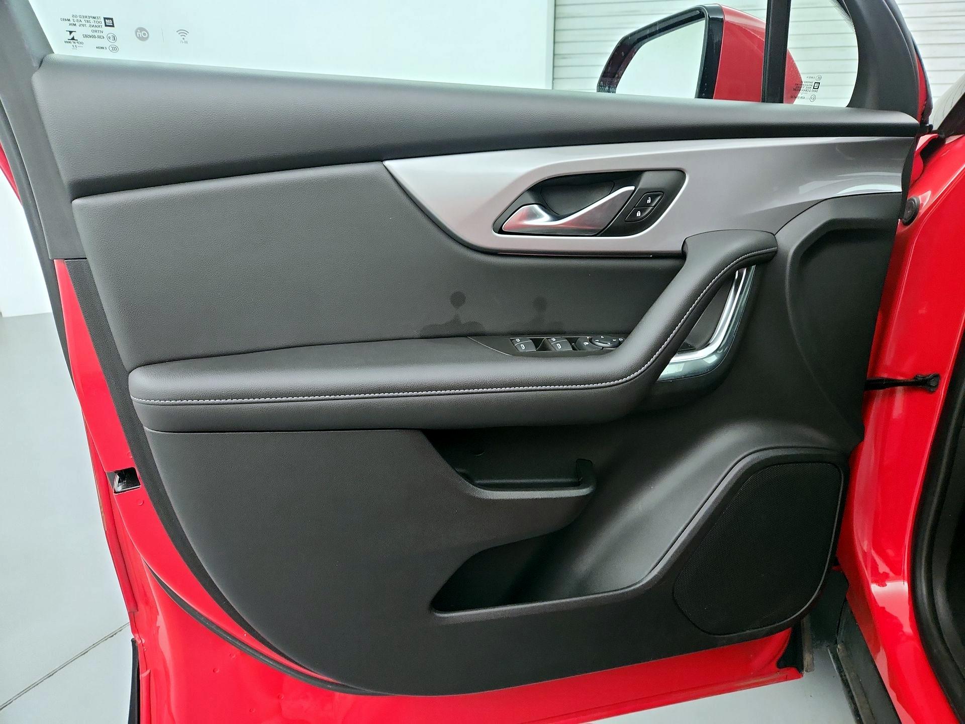 Thumbnail: 2022 Chevrolet Blazer - 12