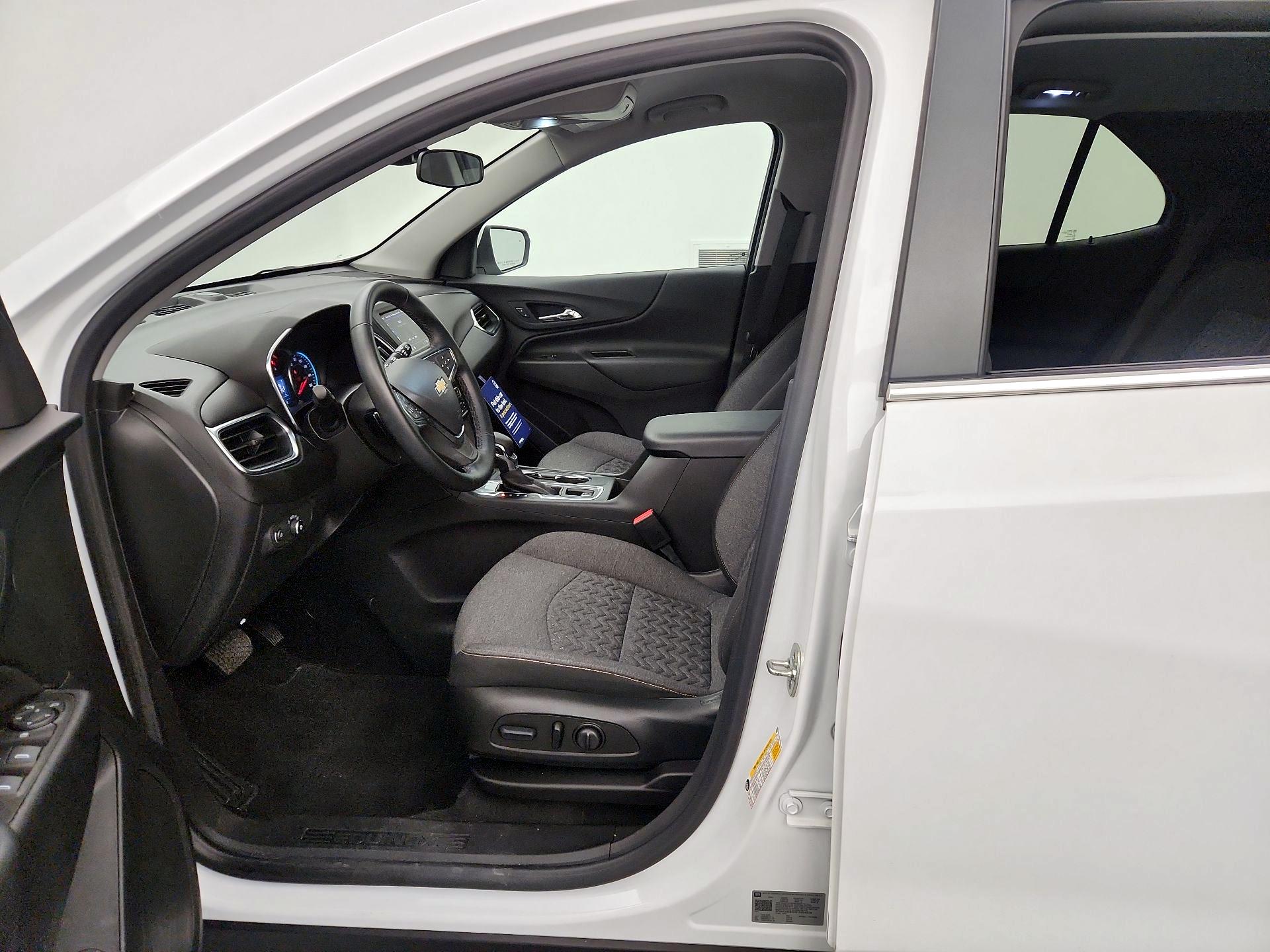 Thumbnail: 2023 Chevrolet Equinox - 11
