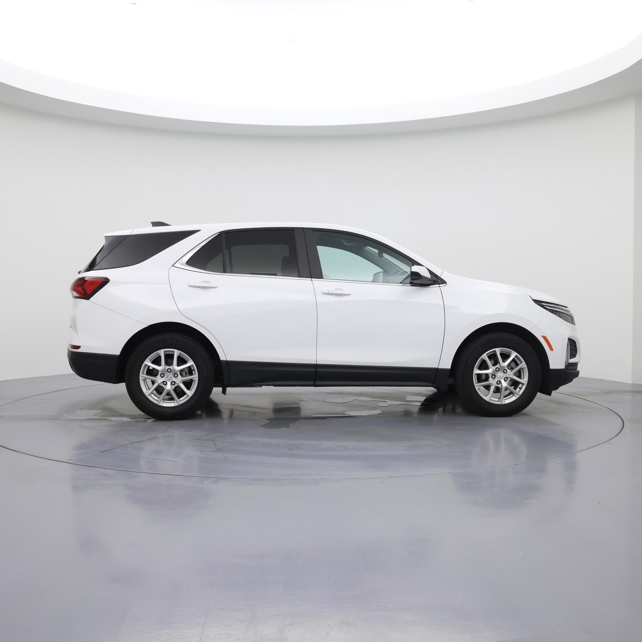 Thumbnail: 2023 Chevrolet Equinox - 7