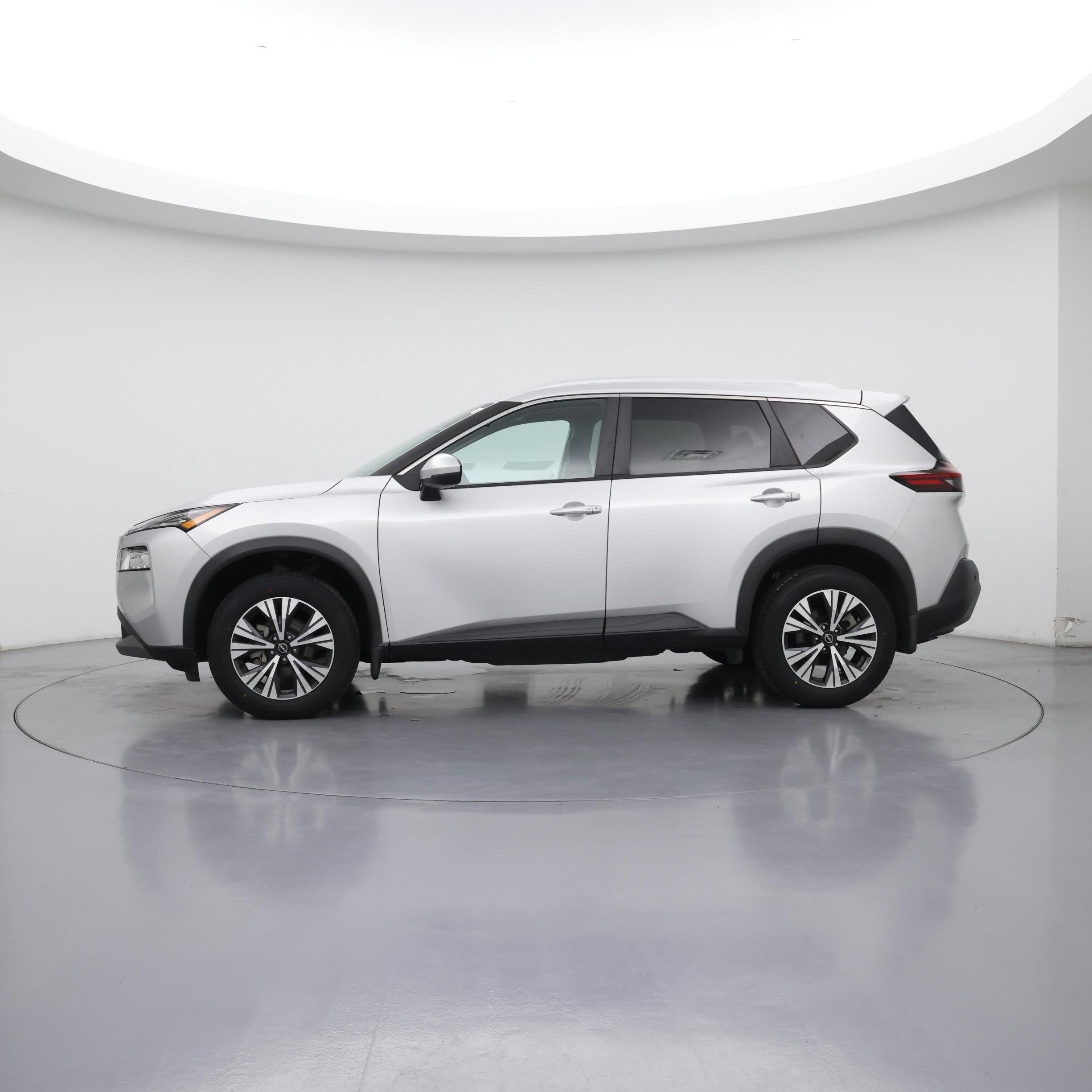 Thumbnail: 2022 Nissan Rogue - 3