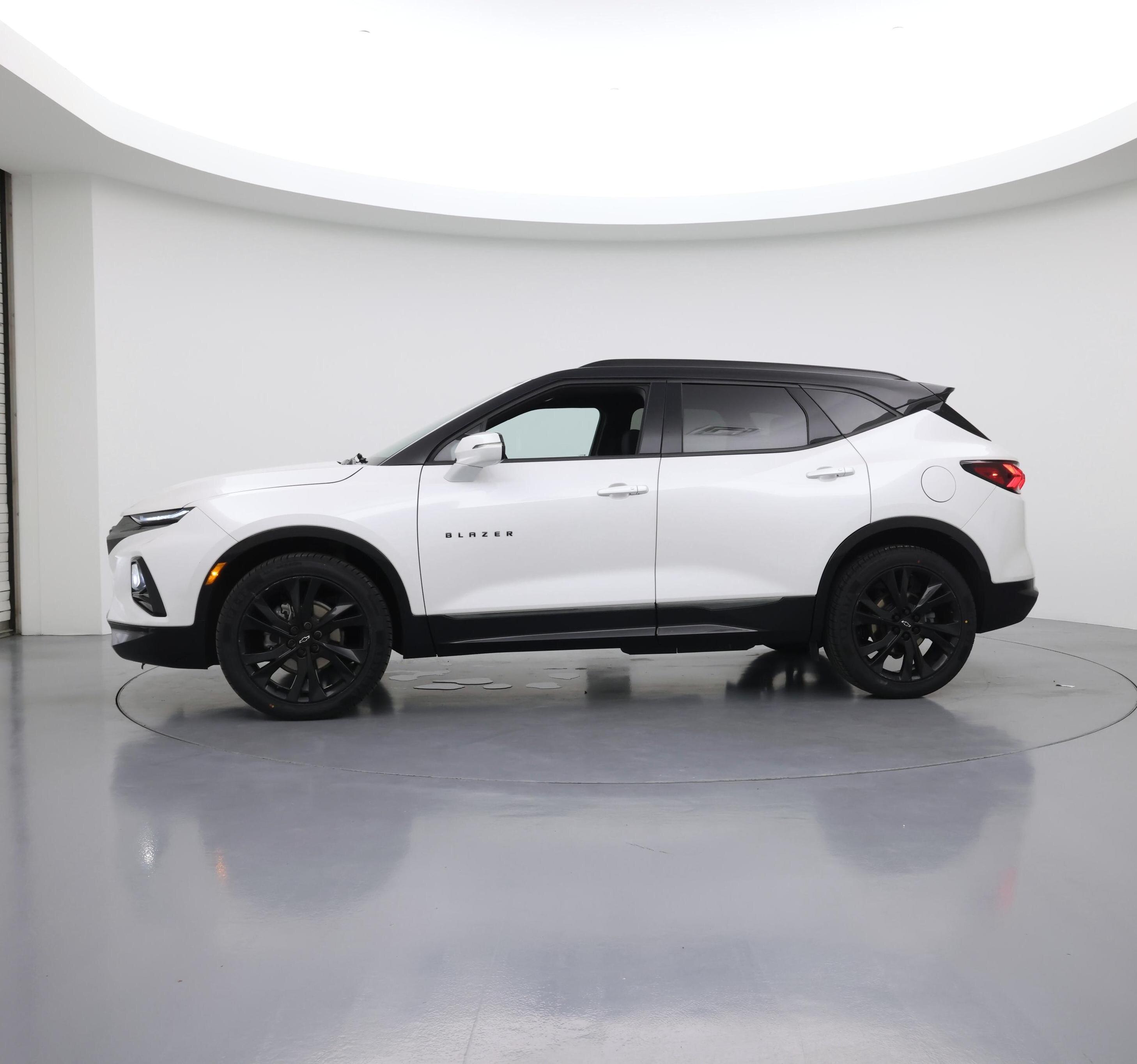 Thumbnail: 2022 Chevrolet Blazer - 3