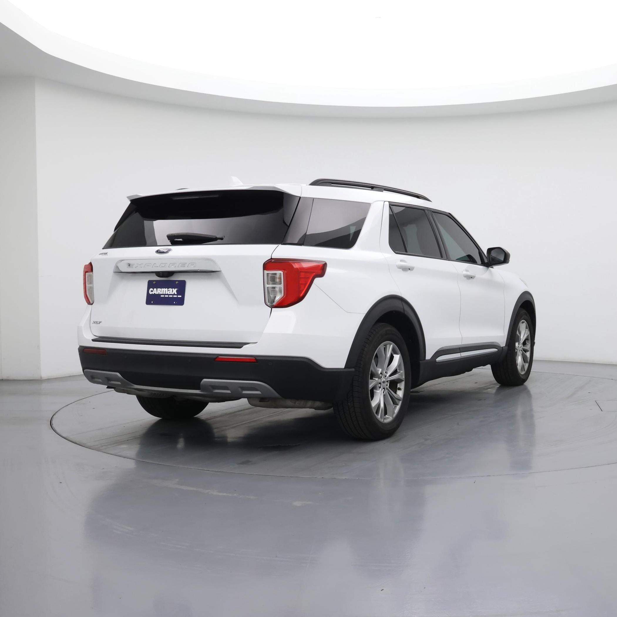 Thumbnail: 2020 Ford Explorer - 8