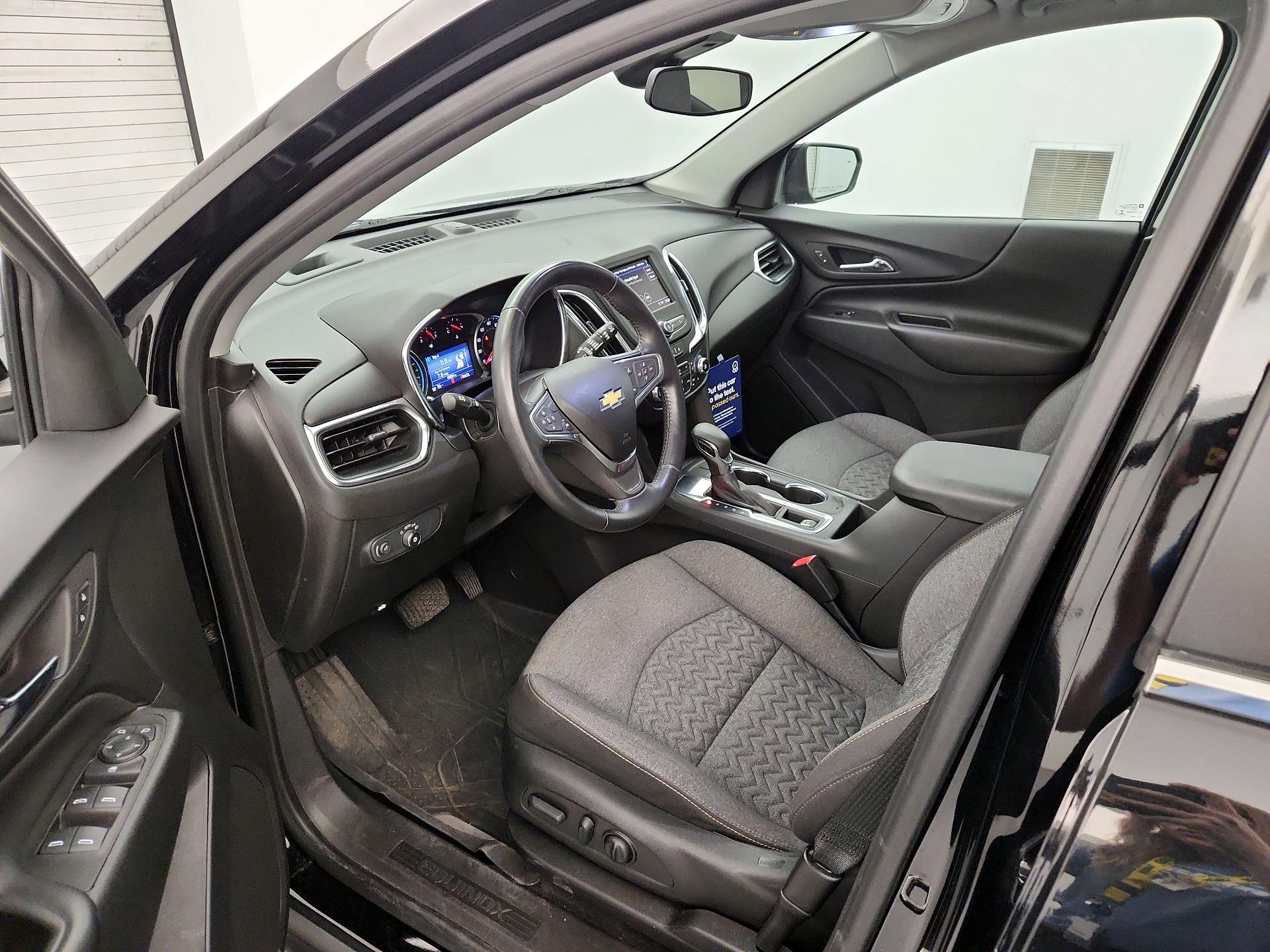 Thumbnail: 2022 Chevrolet Equinox - 11