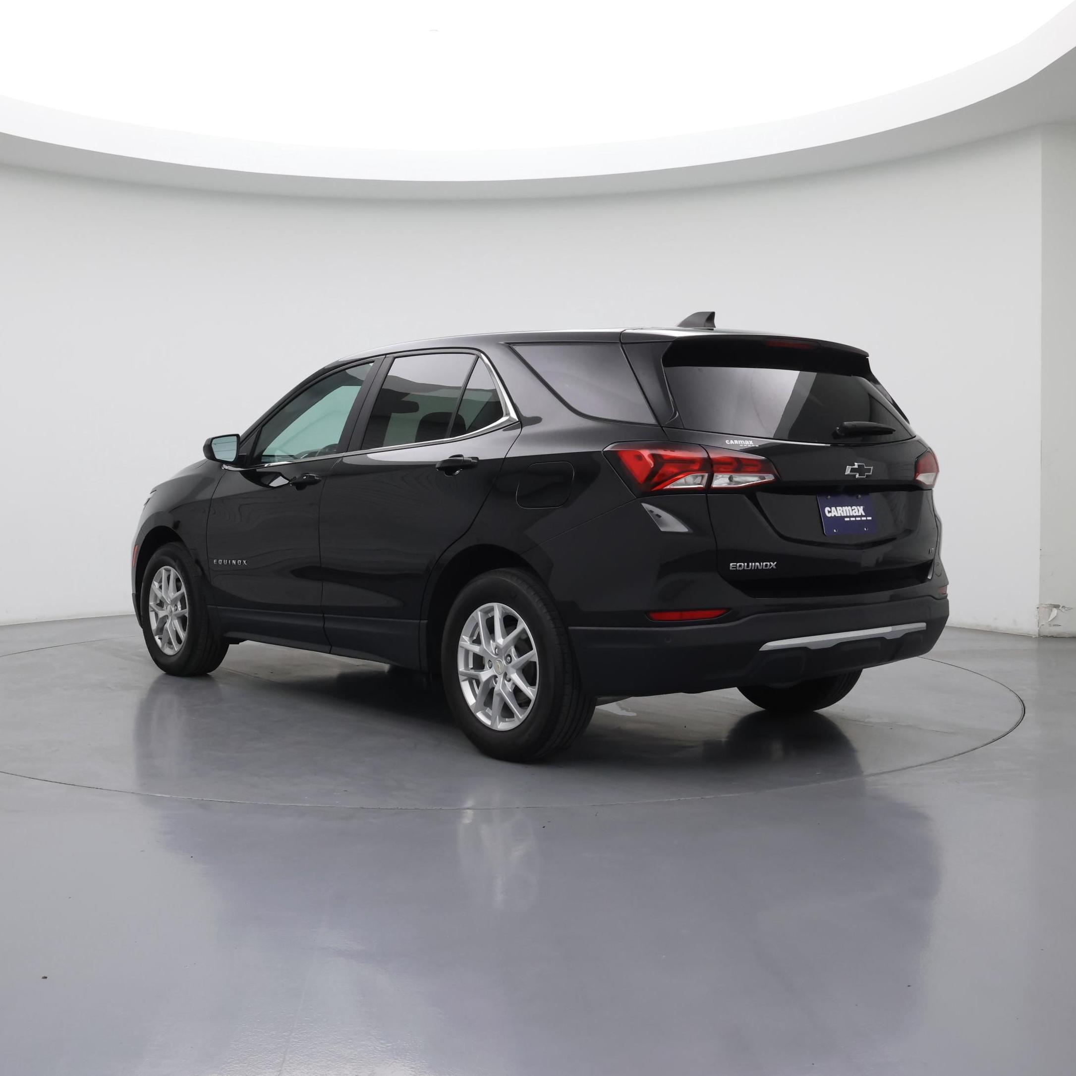 Thumbnail: 2022 Chevrolet Equinox - 2