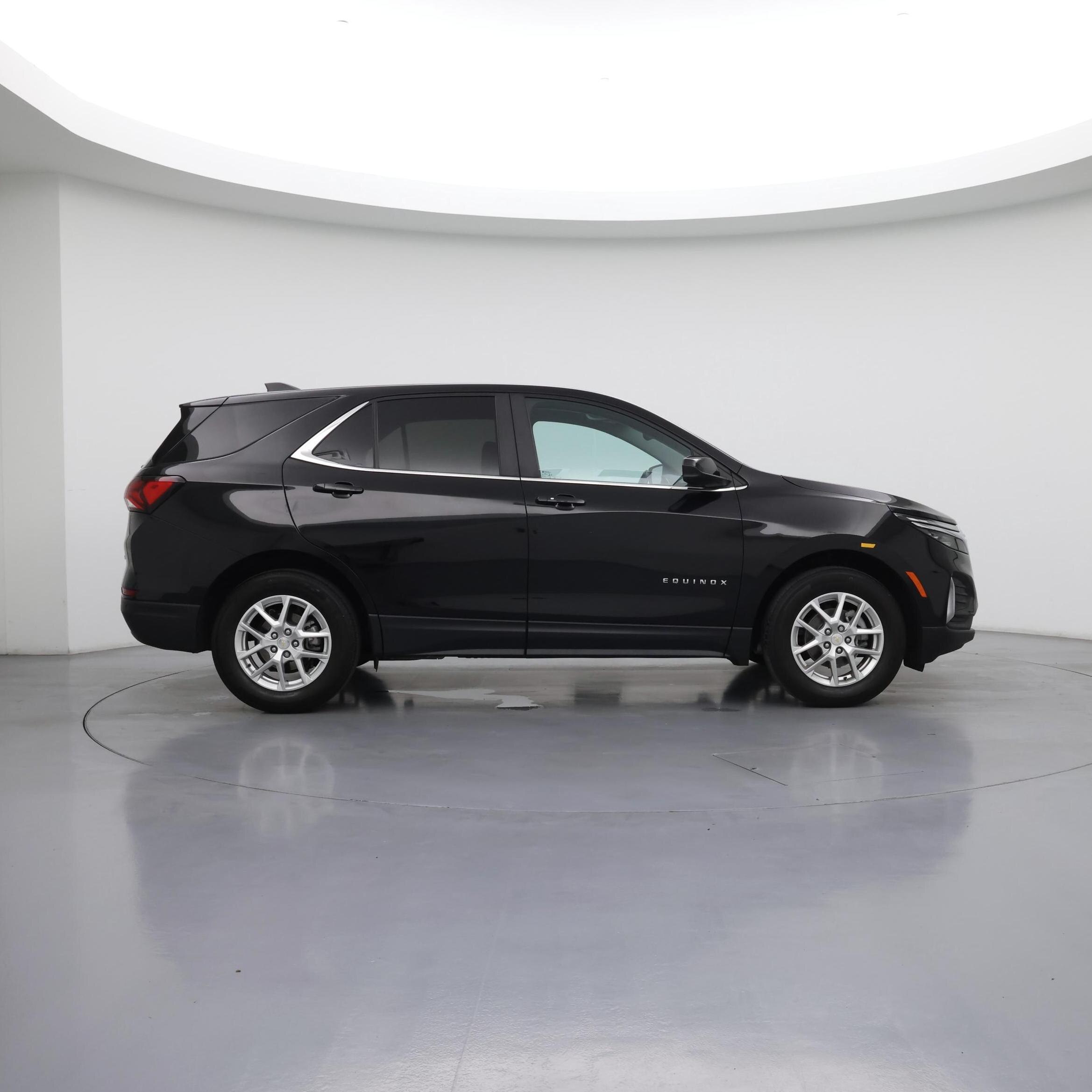Thumbnail: 2022 Chevrolet Equinox - 7