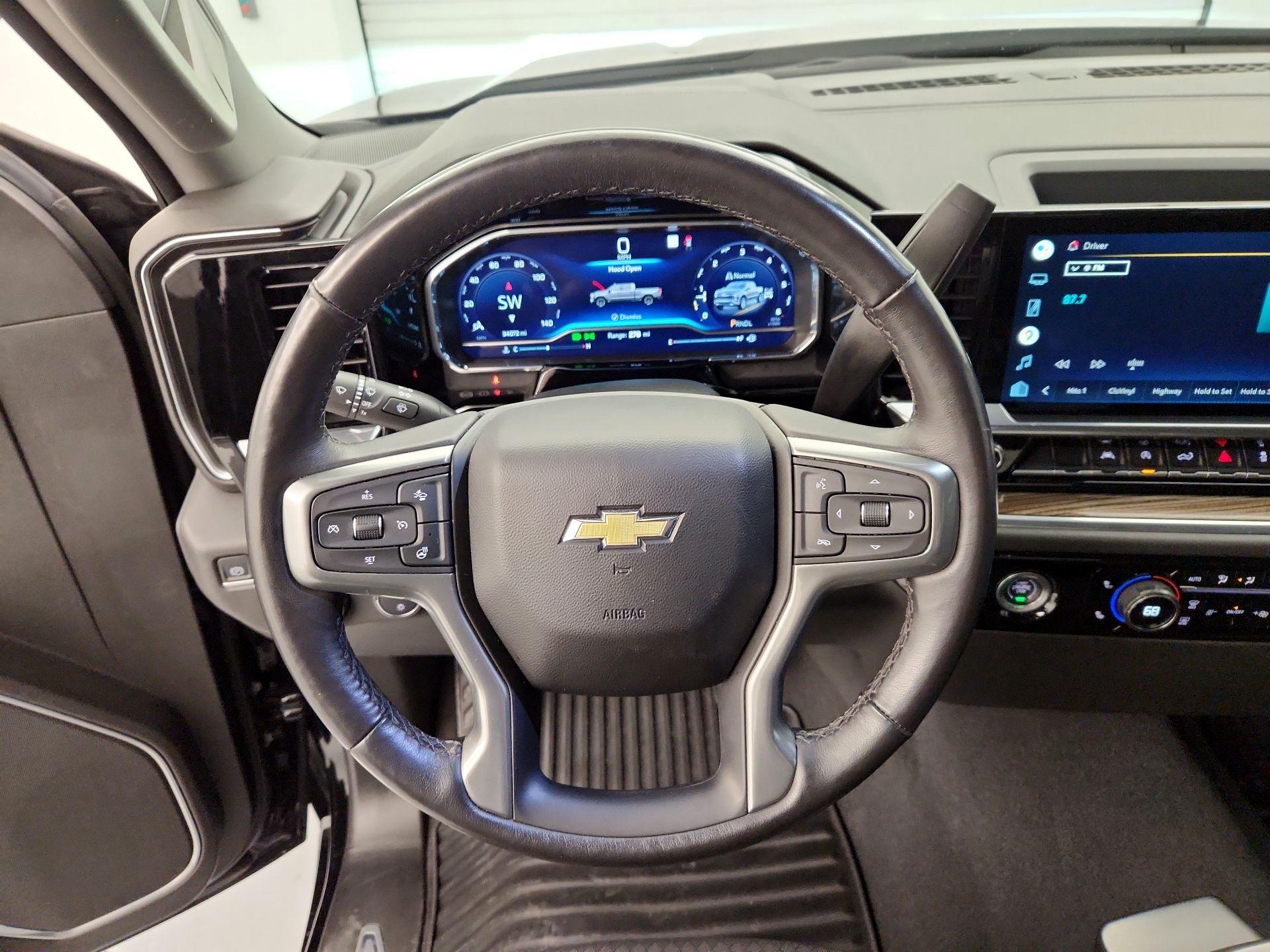 Thumbnail: 2022 Chevrolet Silverado 1500 - 10