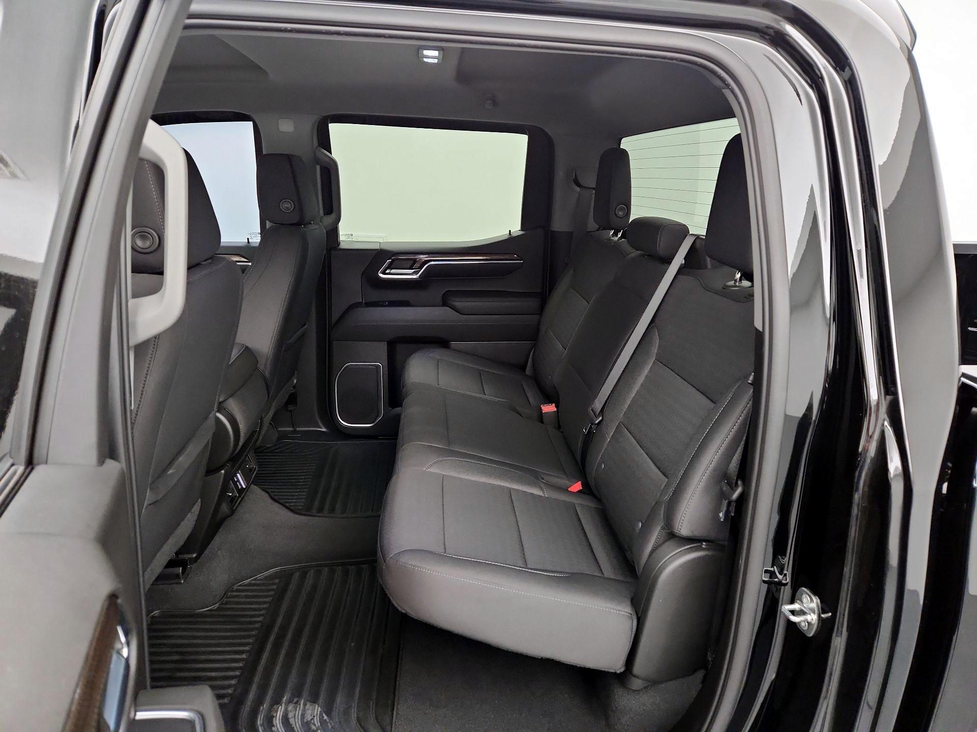 Thumbnail: 2022 Chevrolet Silverado 1500 - 19