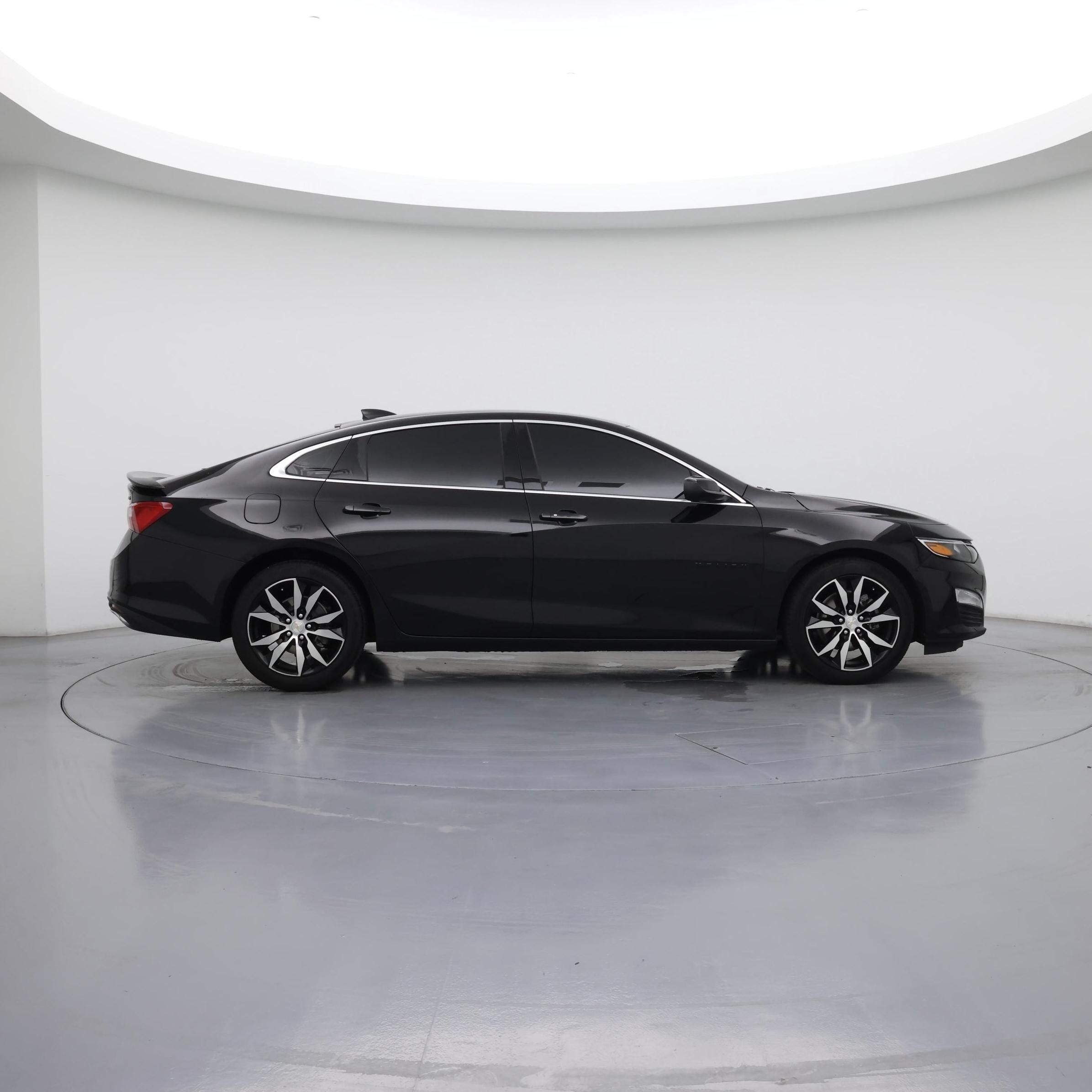 Thumbnail: 2021 Chevrolet Malibu - 7