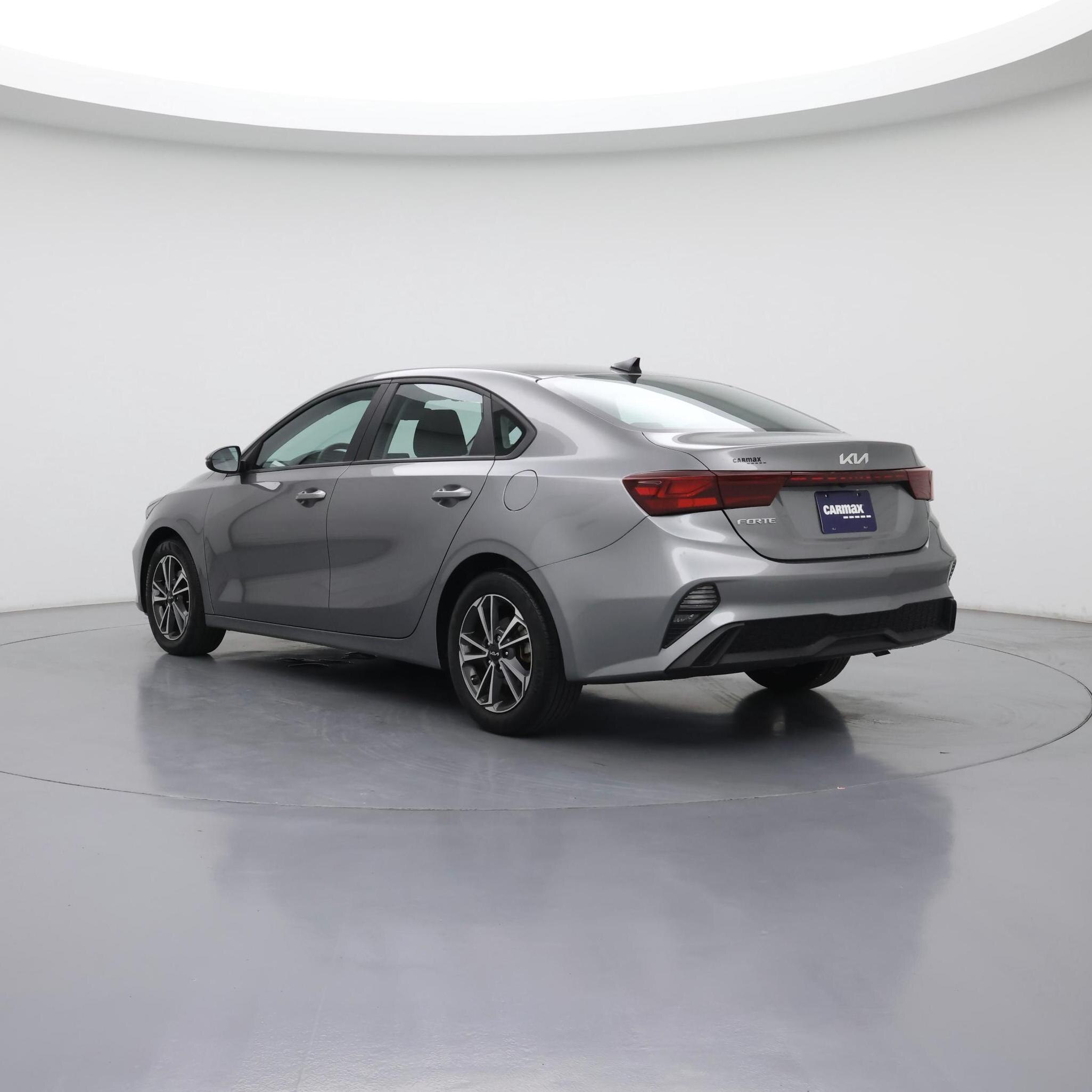 Thumbnail: 2022 Kia Forte - 2