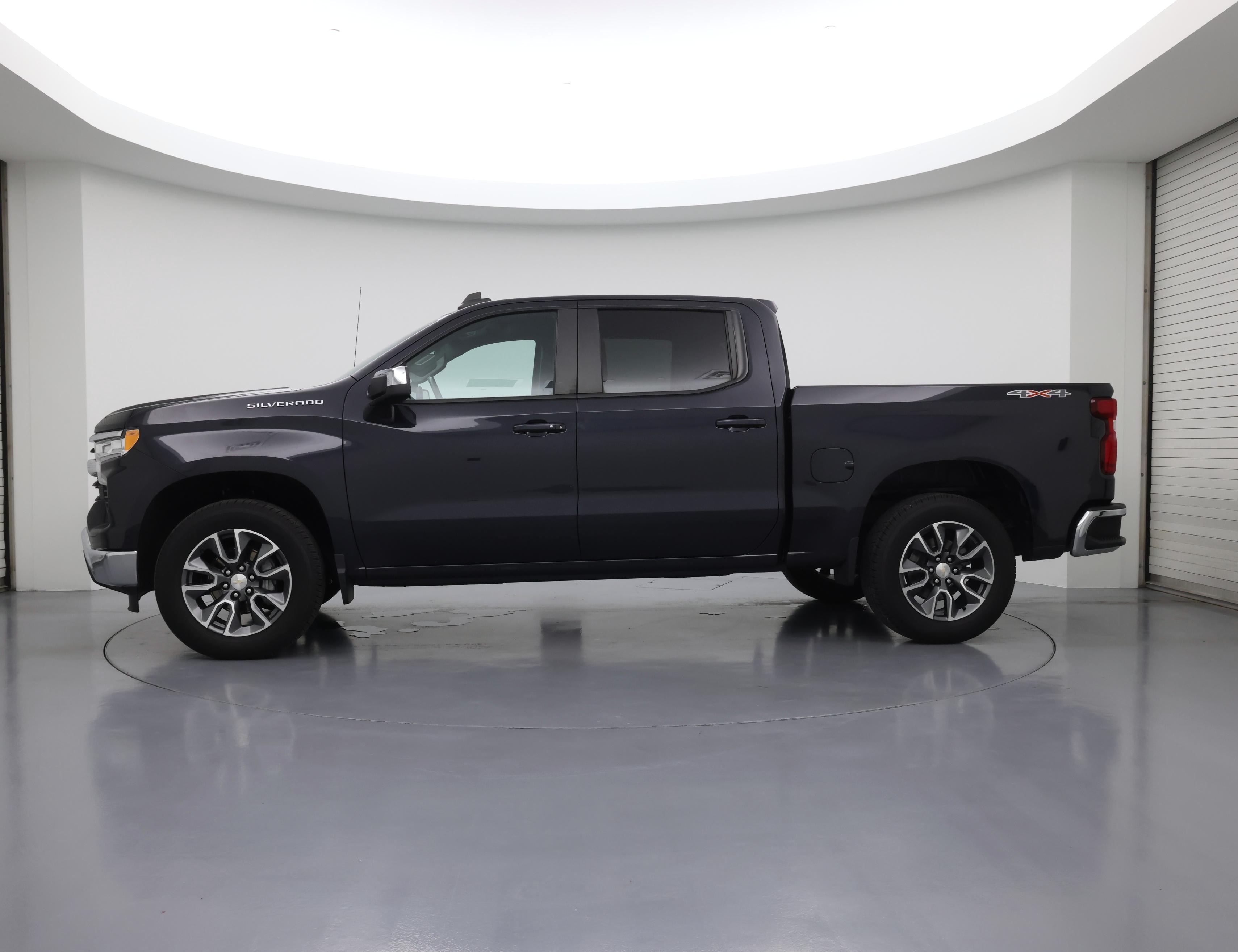 Thumbnail: 2022 Chevrolet Silverado 1500 - 3