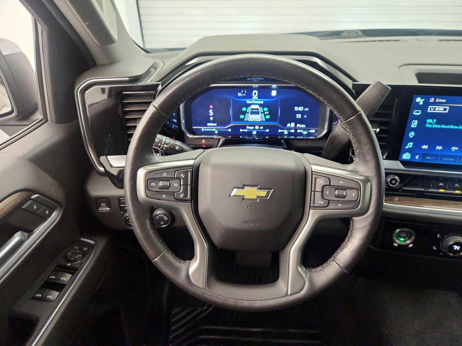 Thumbnail: 2022 Chevrolet Silverado 1500 - 10
