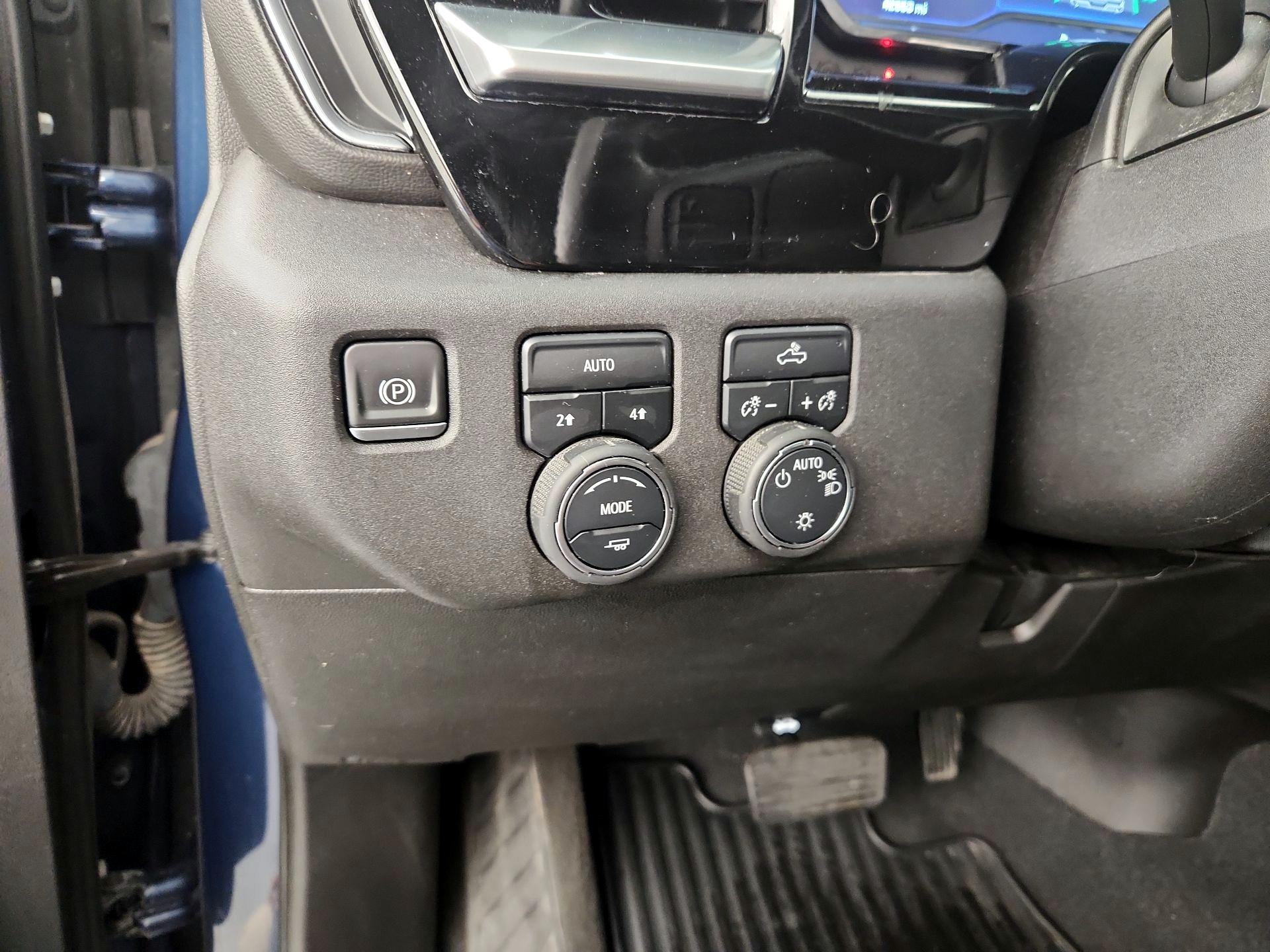 Thumbnail: 2022 Chevrolet Silverado 1500 - 13