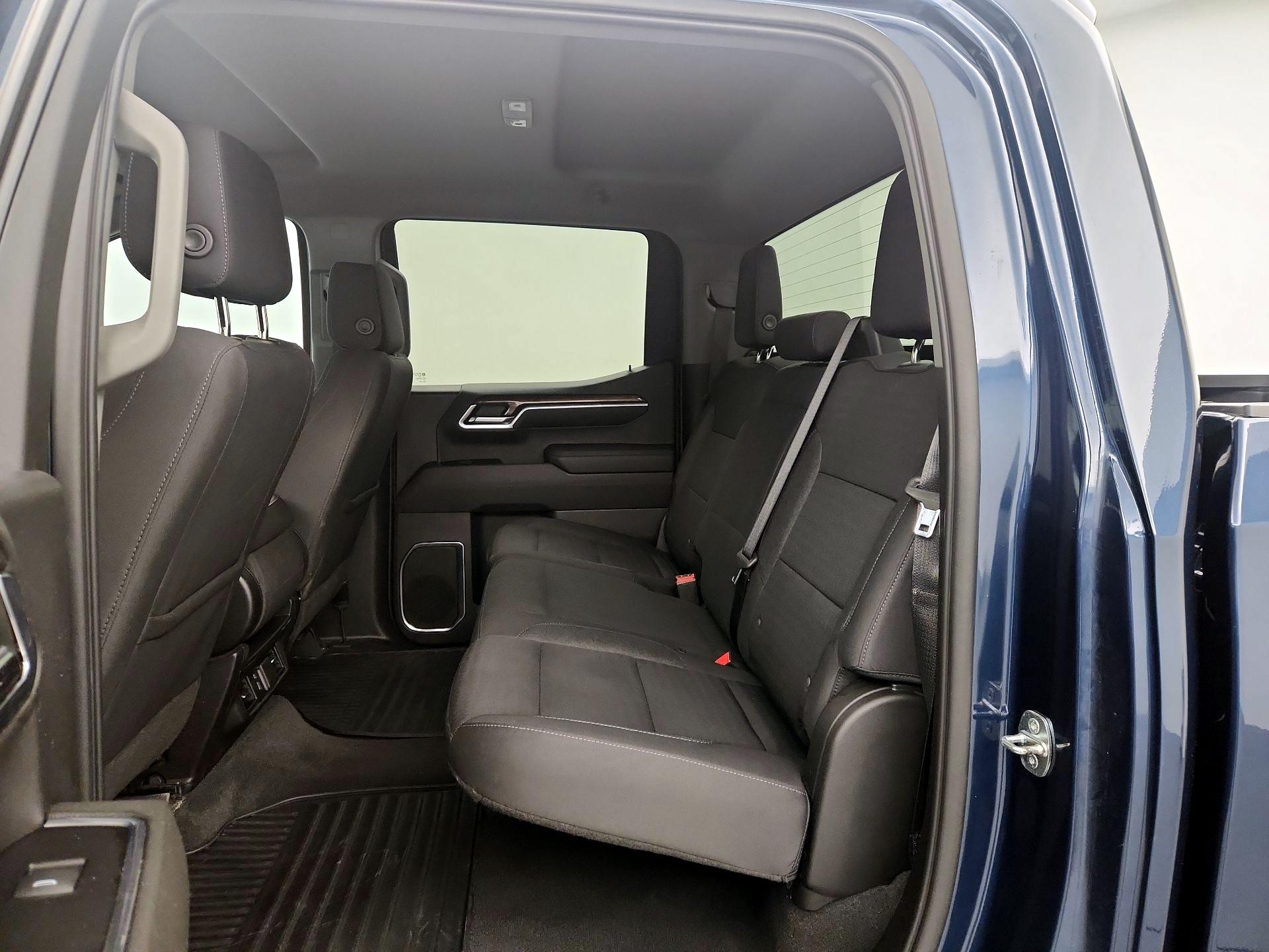 Thumbnail: 2022 Chevrolet Silverado 1500 - 19