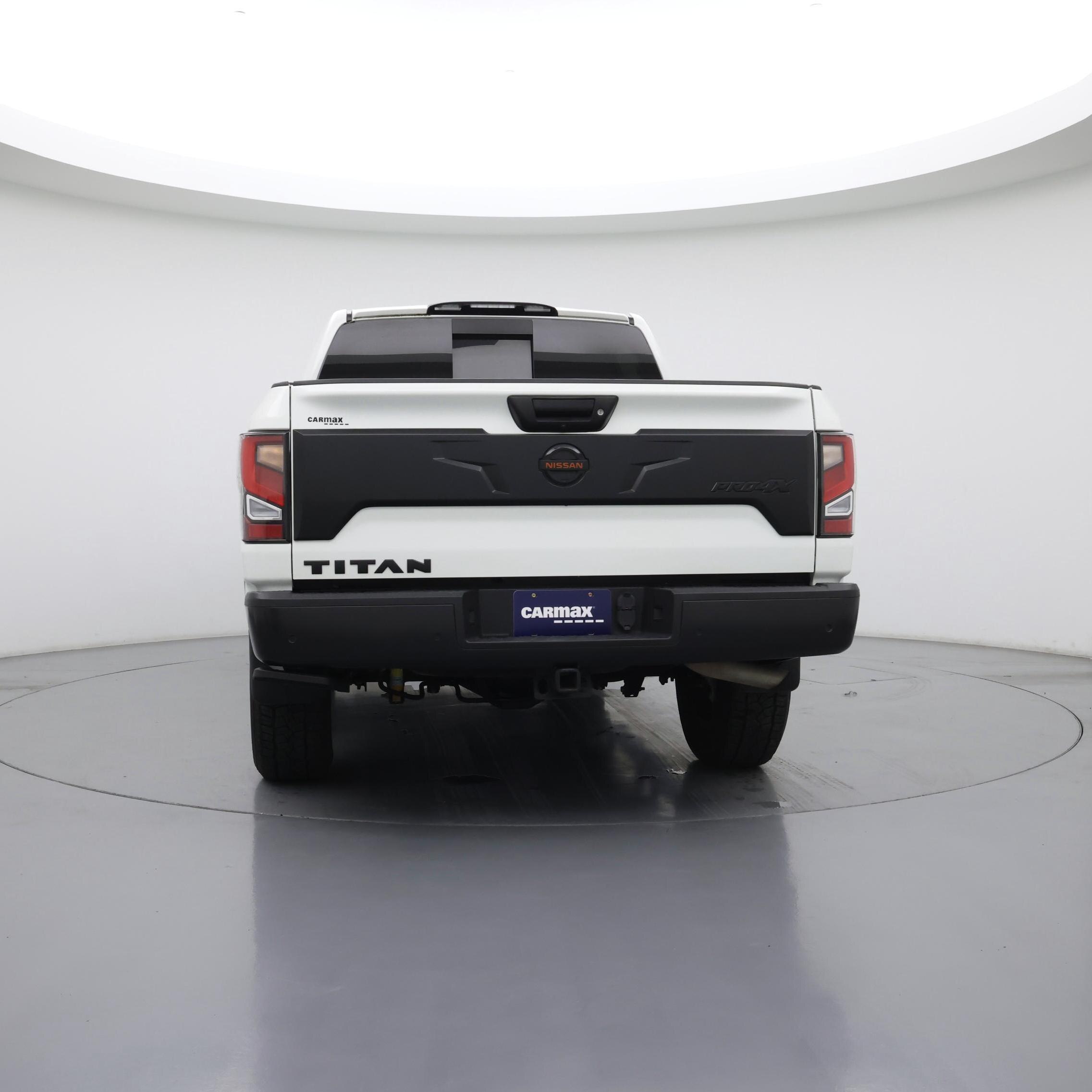 Thumbnail: 2020 Nissan Titan - 6