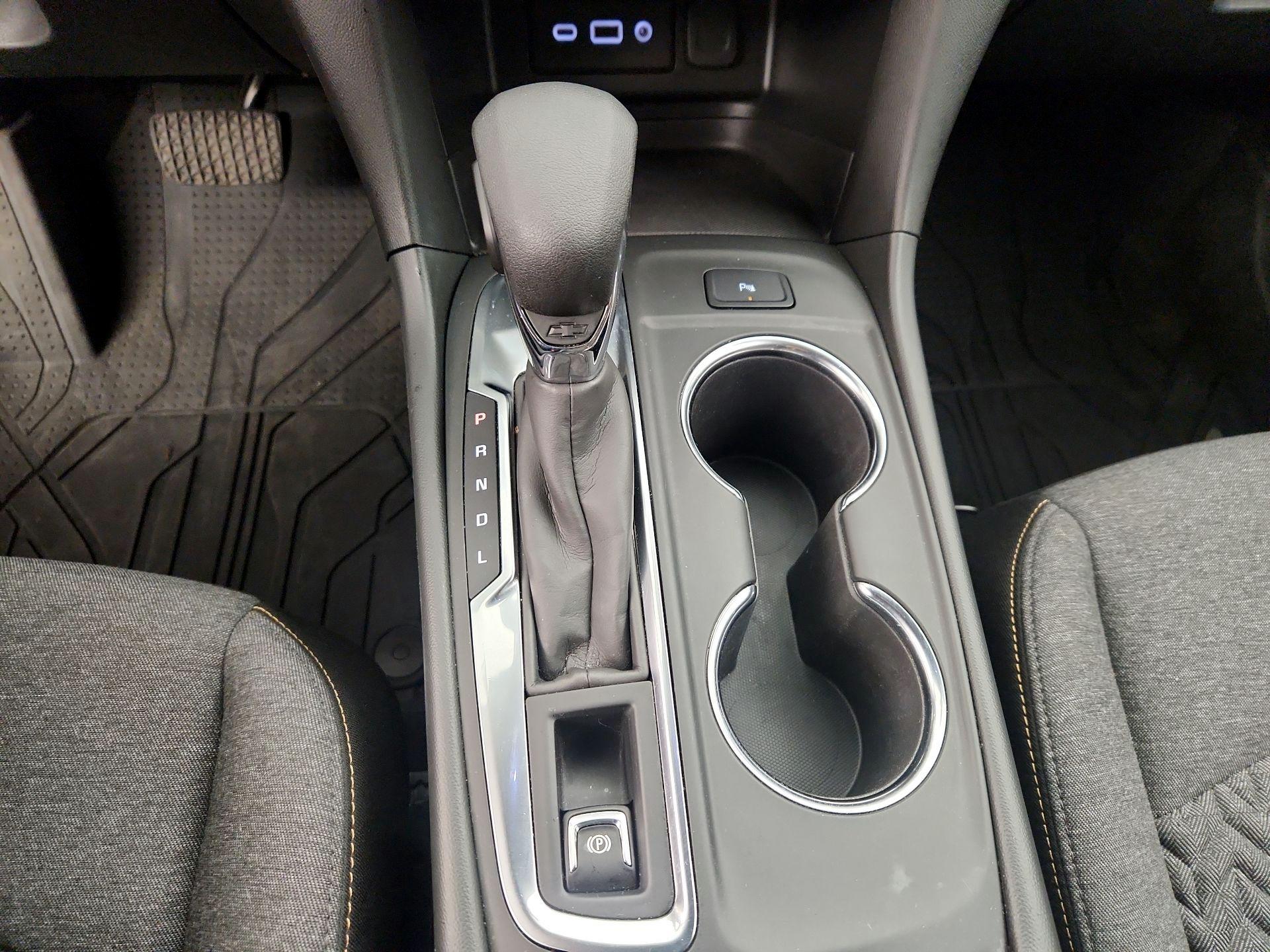 Thumbnail: 2022 Chevrolet Equinox - 17