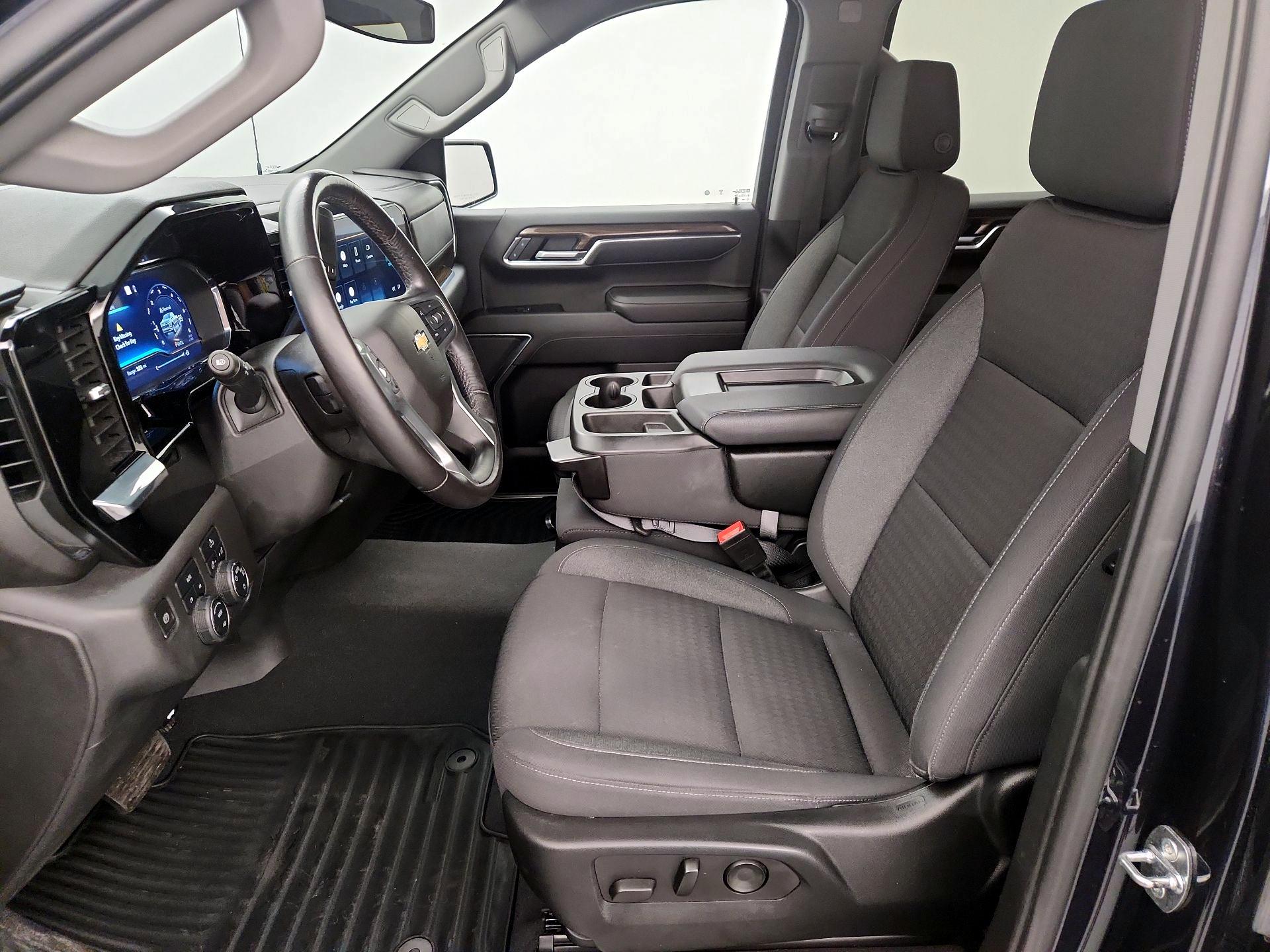Thumbnail: 2022 Chevrolet Silverado 1500 - 11