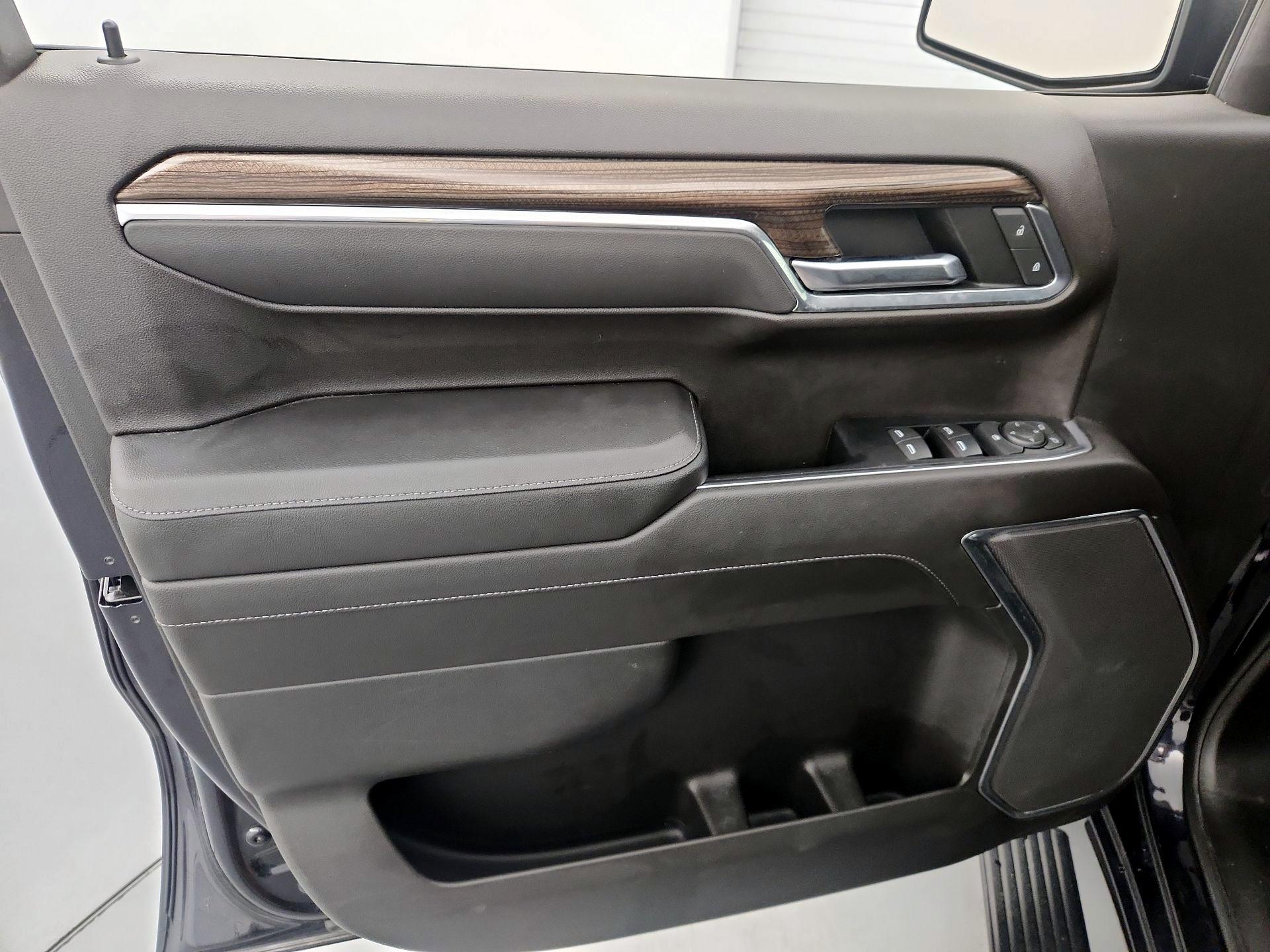 Thumbnail: 2022 Chevrolet Silverado 1500 - 12