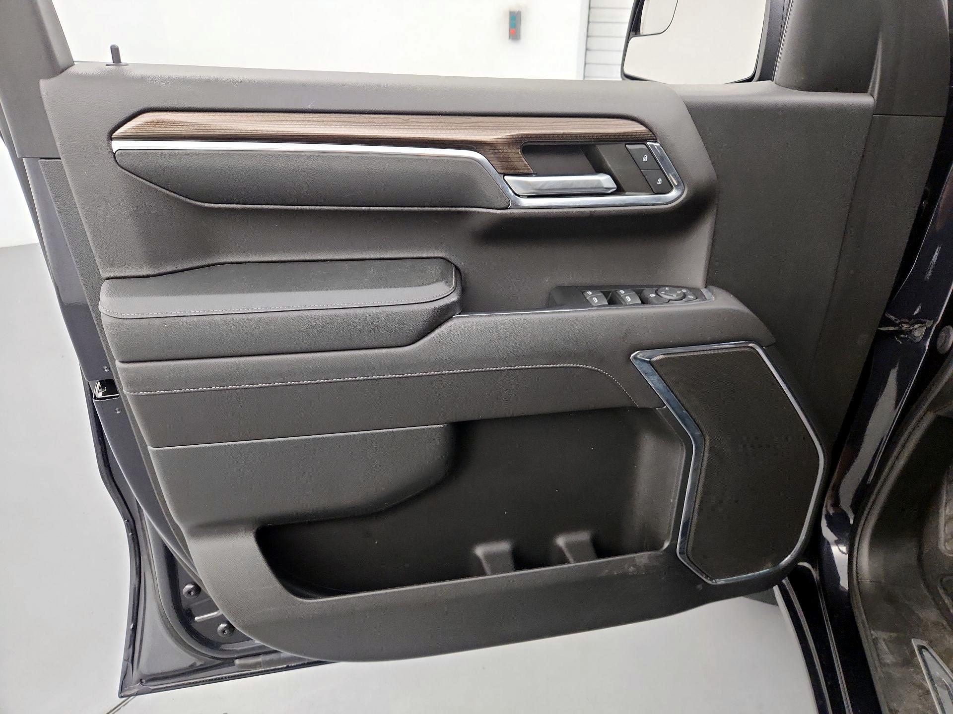 Thumbnail: 2023 Chevrolet Silverado 1500 - 12