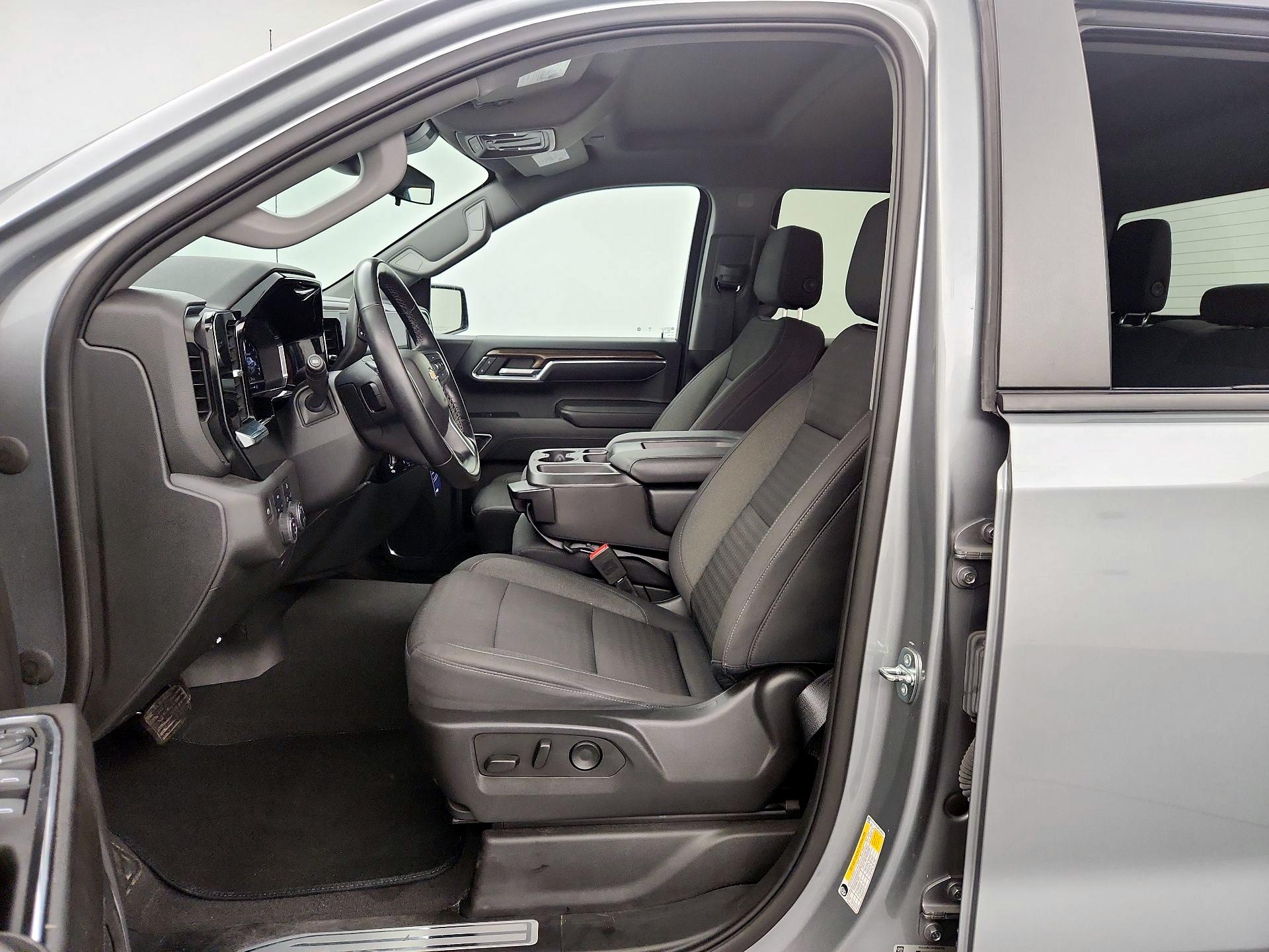 Thumbnail: 2023 Chevrolet Silverado 1500 - 11