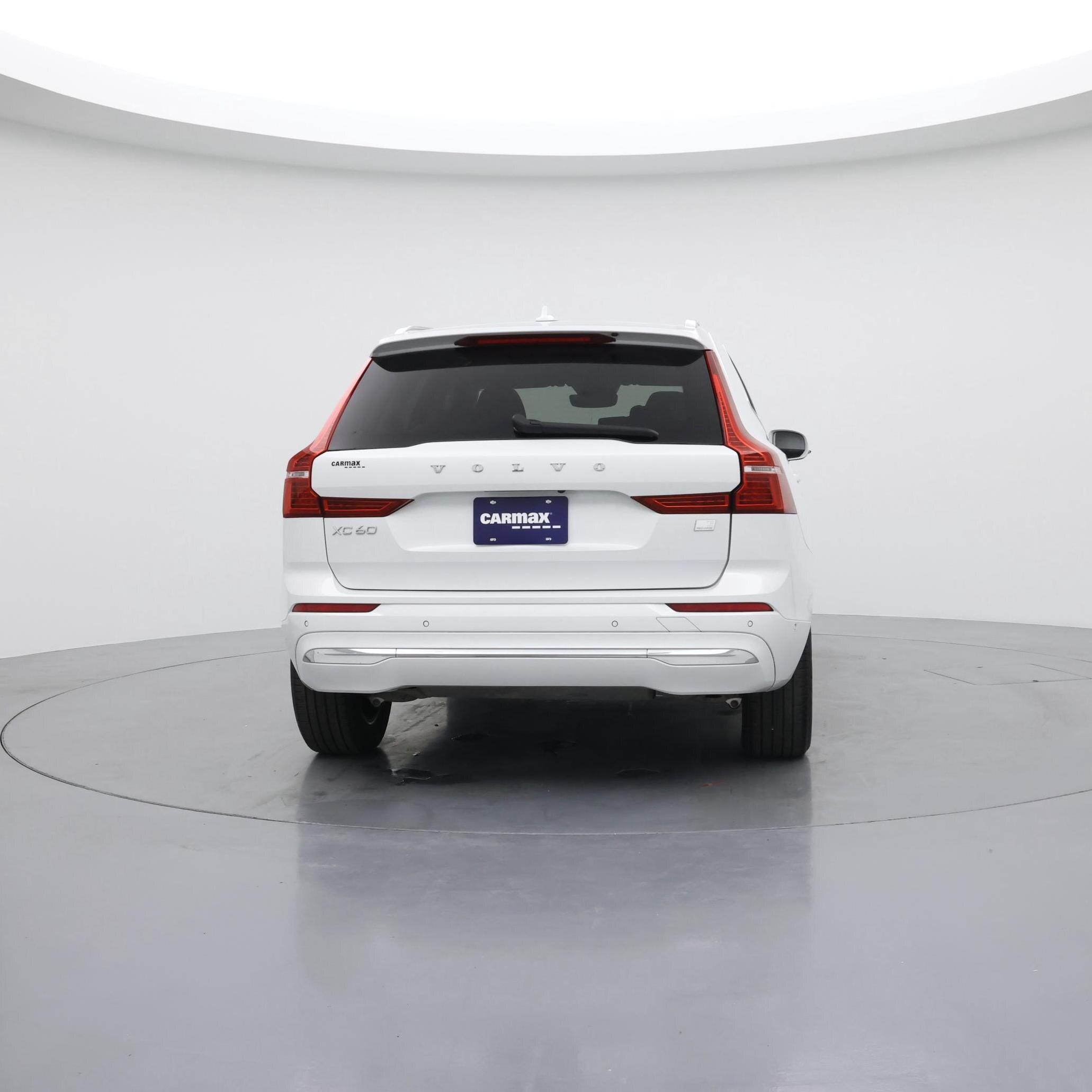 Thumbnail: 2022 Volvo XC60 - 6
