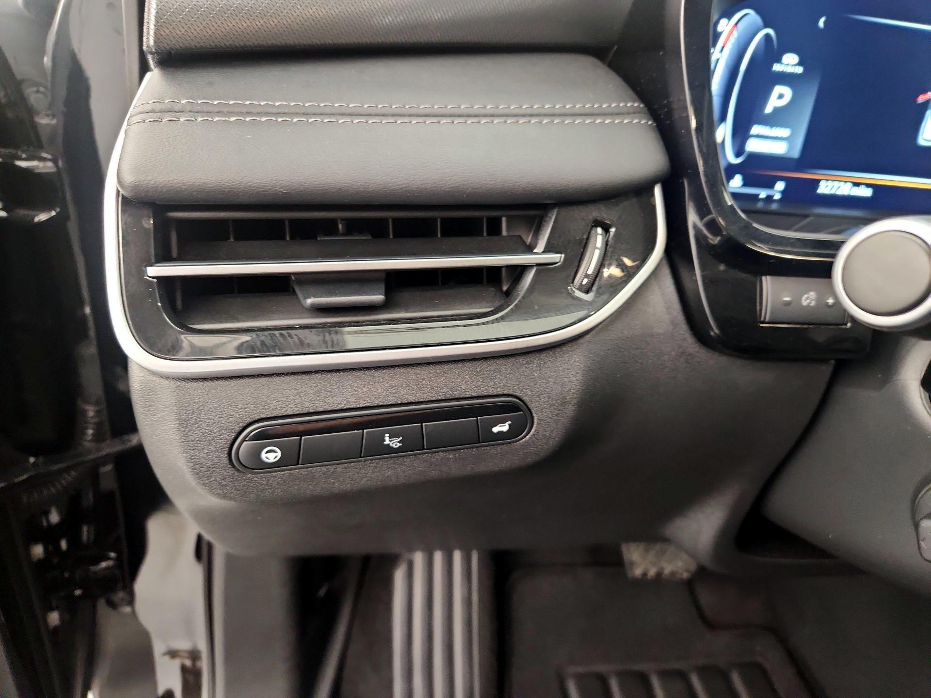 Thumbnail: 2024 INFINITI QX60 - 13