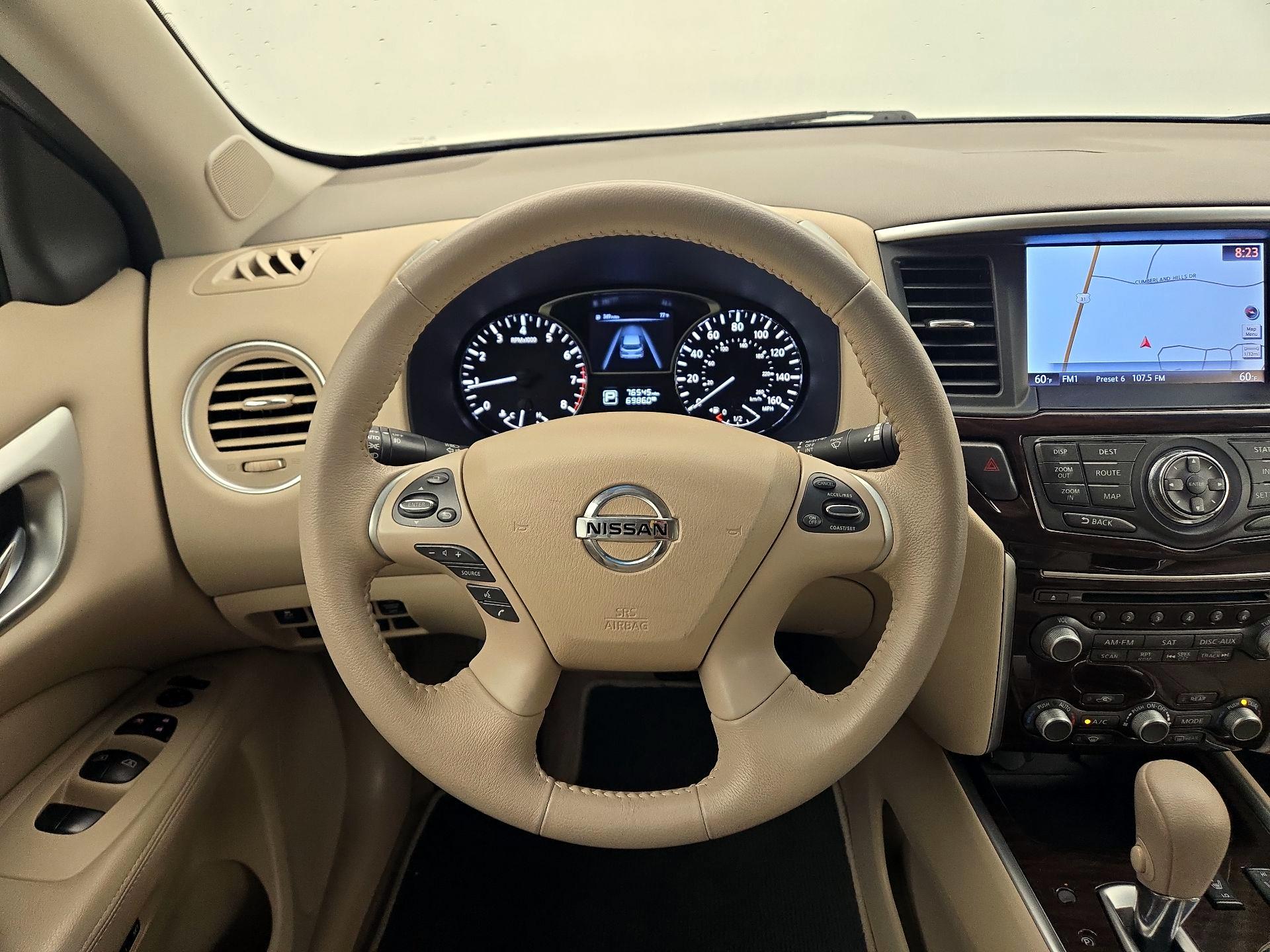 Thumbnail: 2014 Nissan Pathfinder - 10