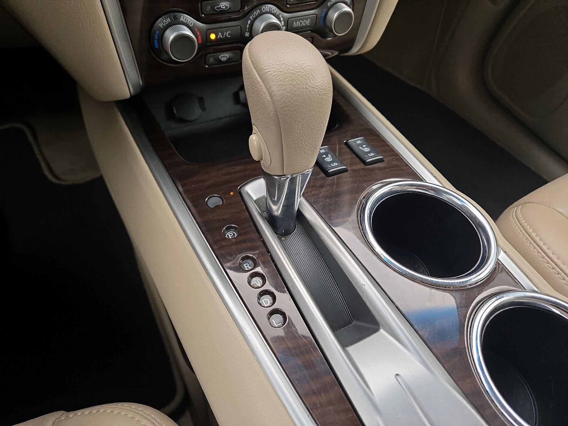 Thumbnail: 2014 Nissan Pathfinder - 18