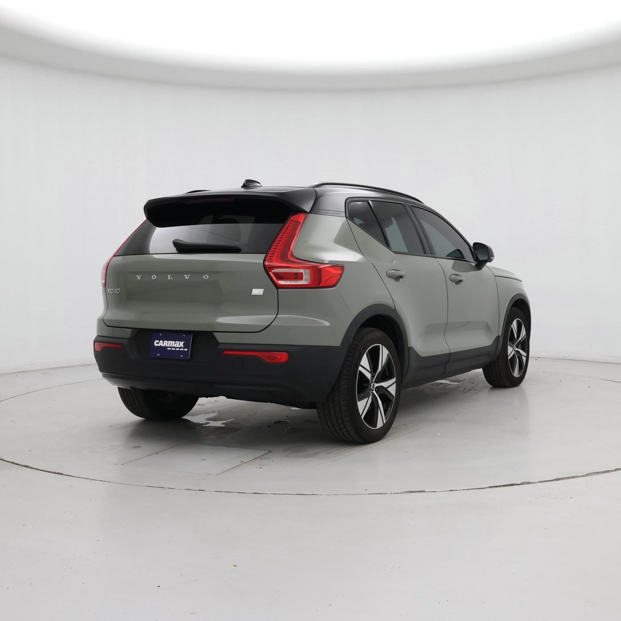 Thumbnail: 2021 Volvo XC40 - 8