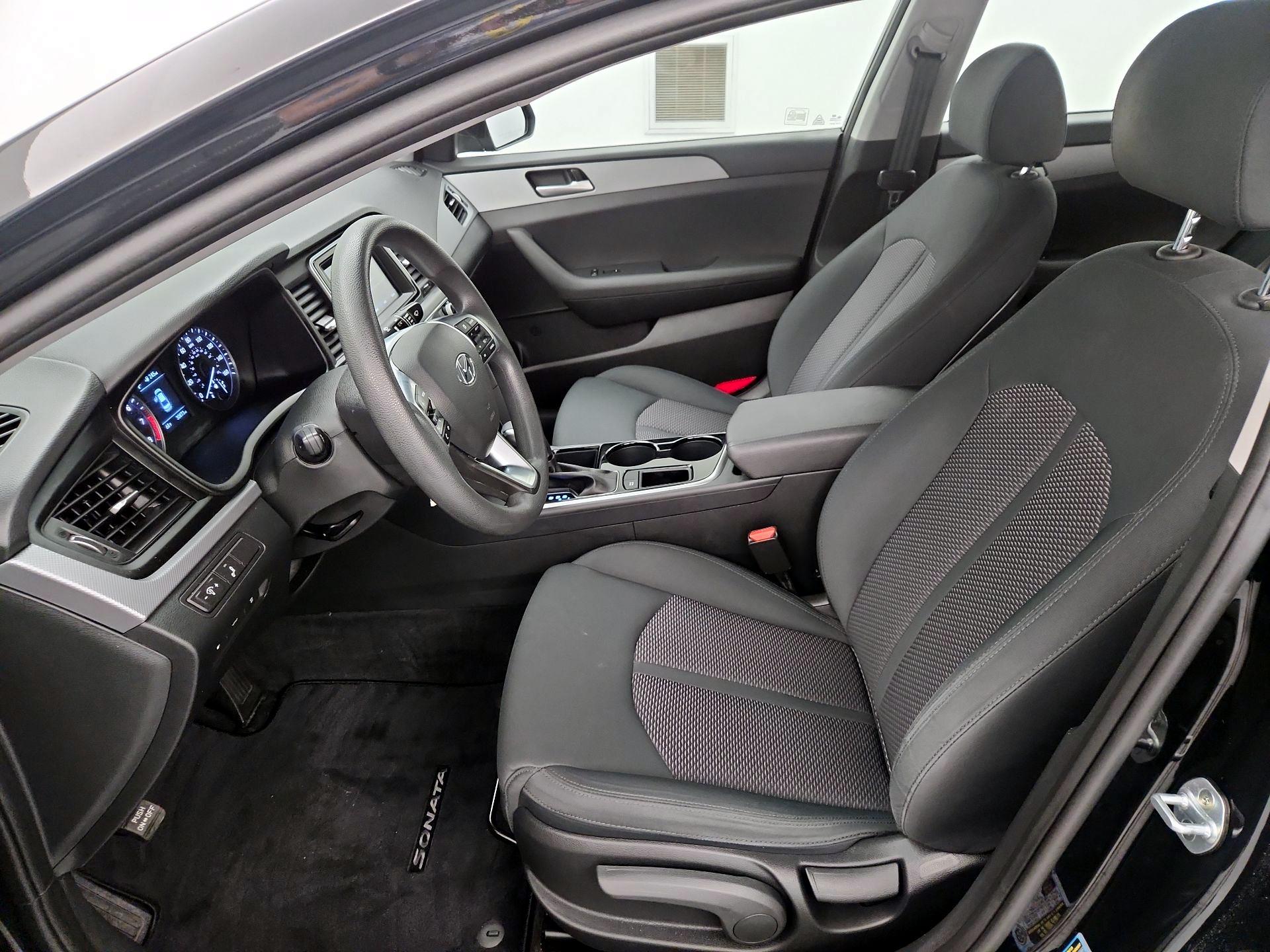 Thumbnail: 2019 Hyundai Sonata - 11