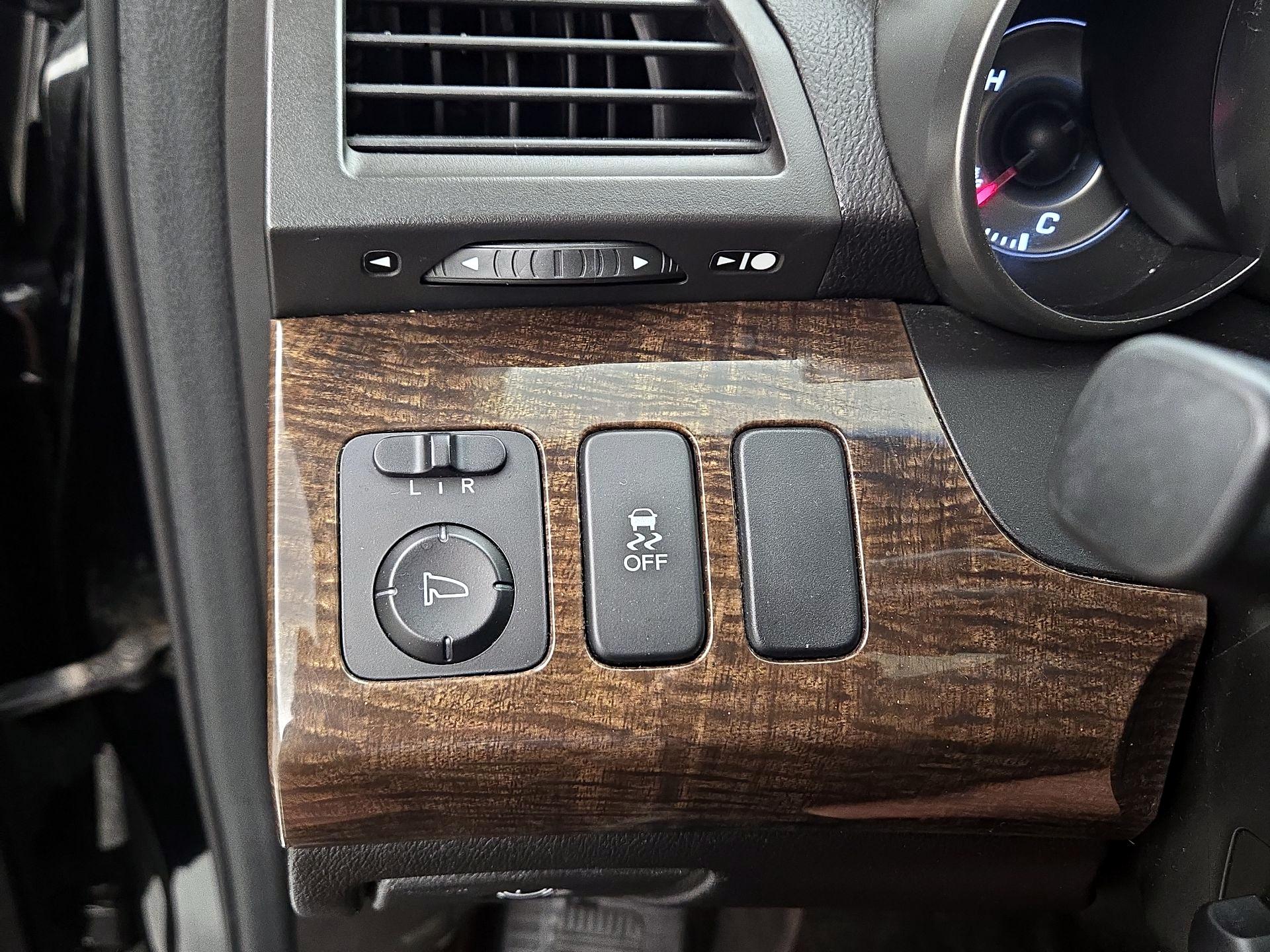 Thumbnail: 2013 Acura MDX - 13